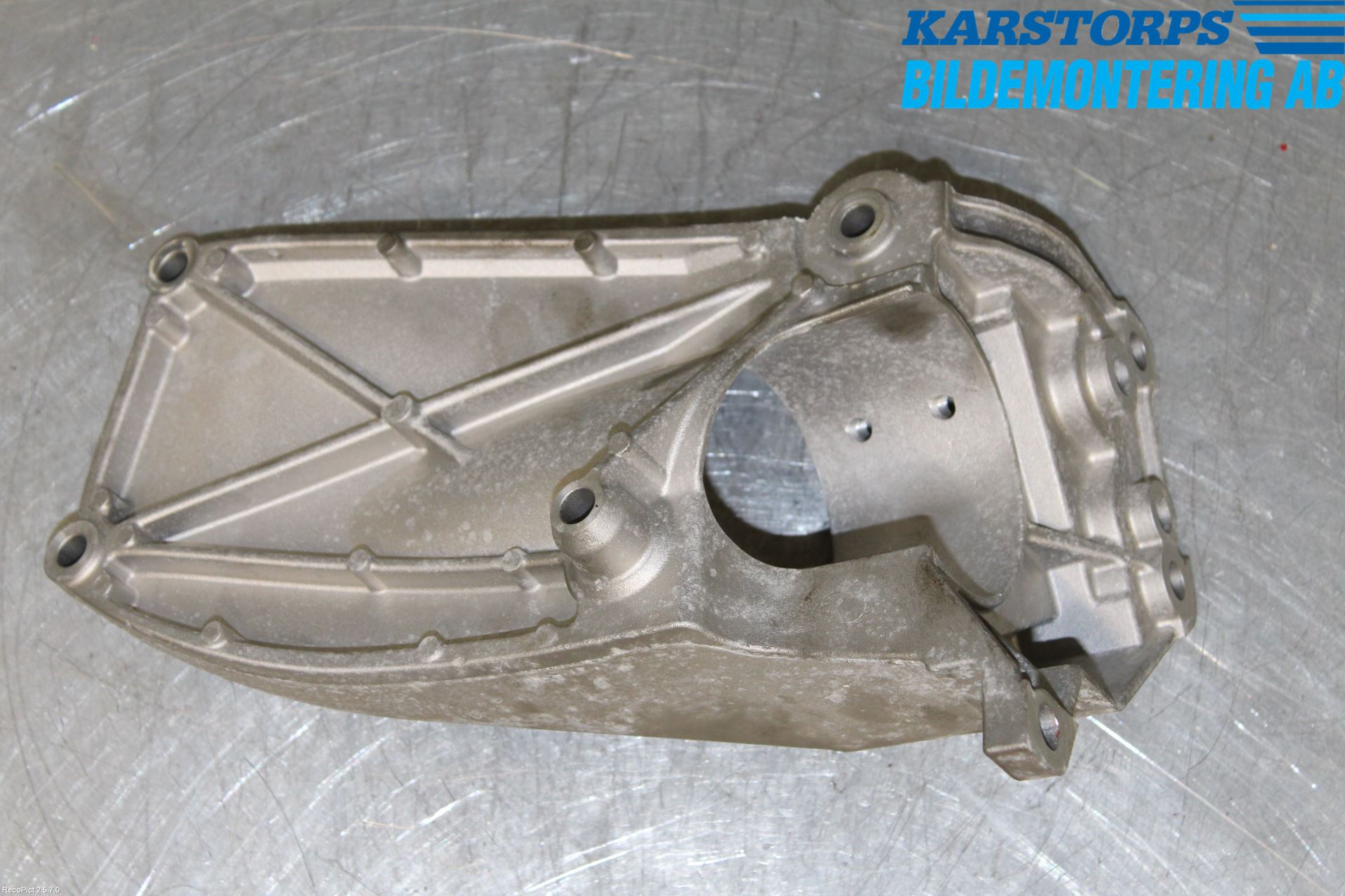 Volvo V70 14-16 Motor Feste Stål-Alu