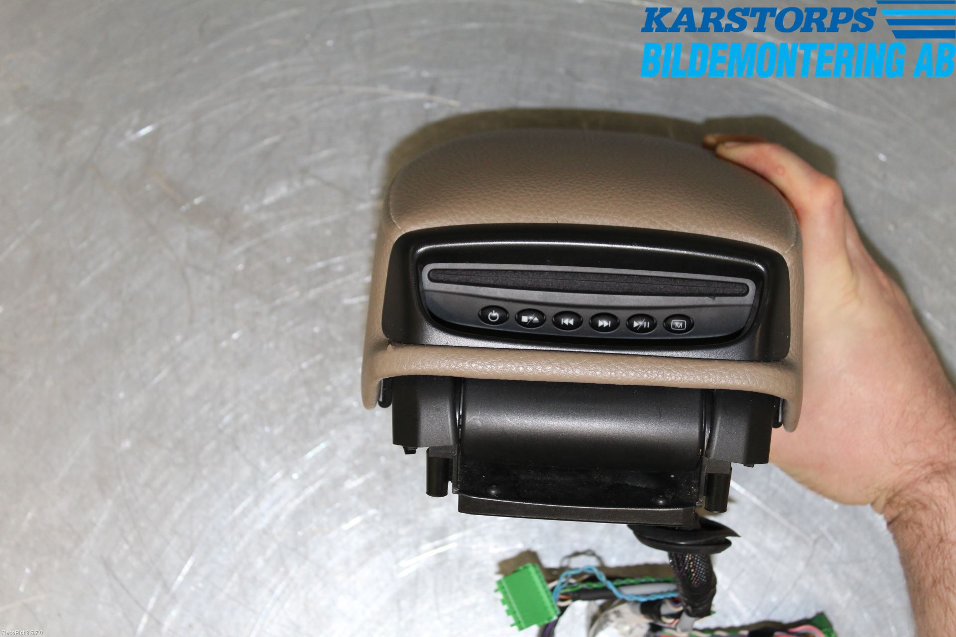 Volvo V70 05-08 Stereo Dvd Spiller