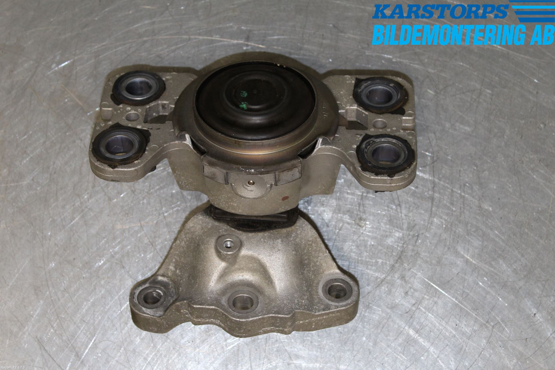 Volvo V70 14-16 Motor Feste Gummi