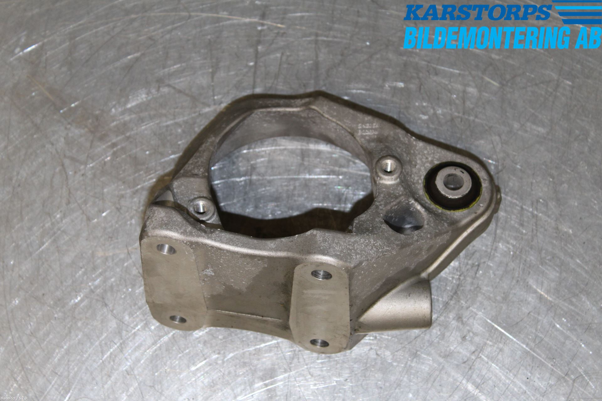 Volvo V70 14-16 Mellomaksel Opphengslager