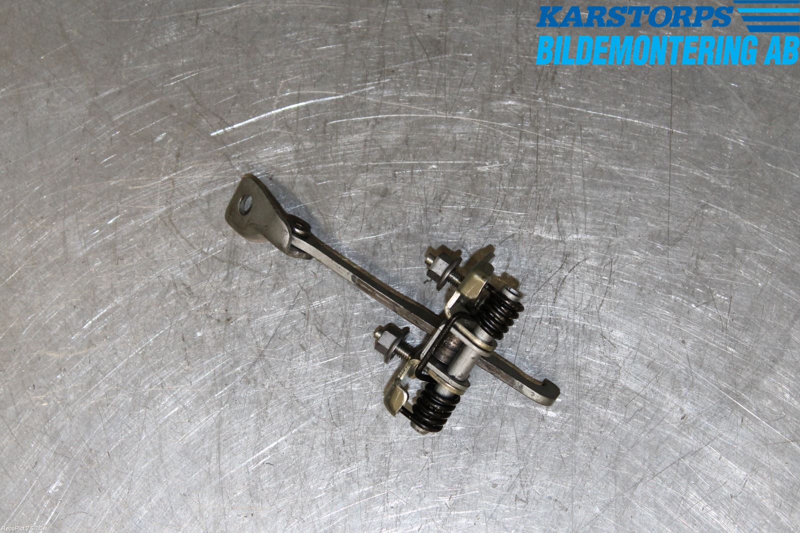 Dacia SANDERO/STEPWAY 13-20 Dørstopper