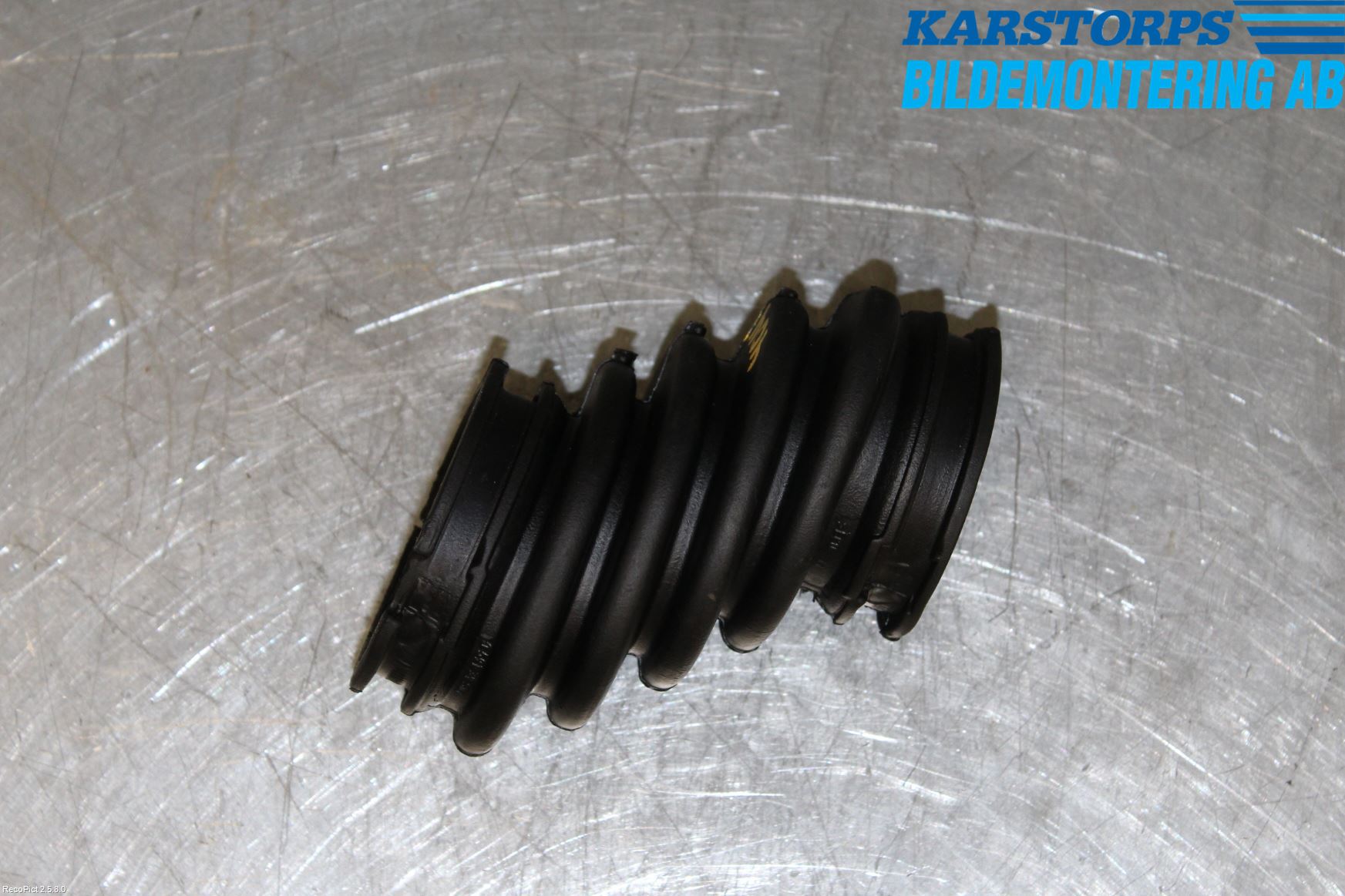 Volvo V40 12-19 Inns Gummibelg - Slange