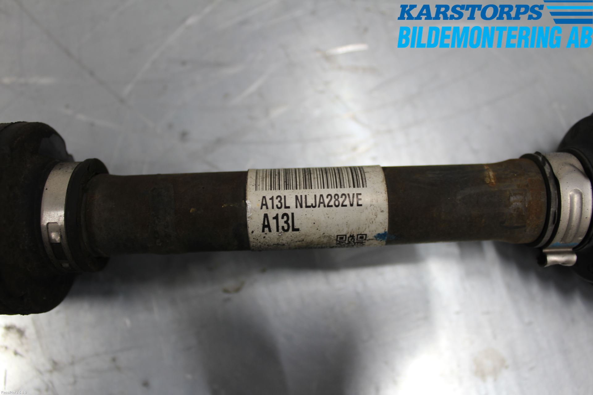 Kia CEED 12-18 Drivaksel Foran Kompl Venstre