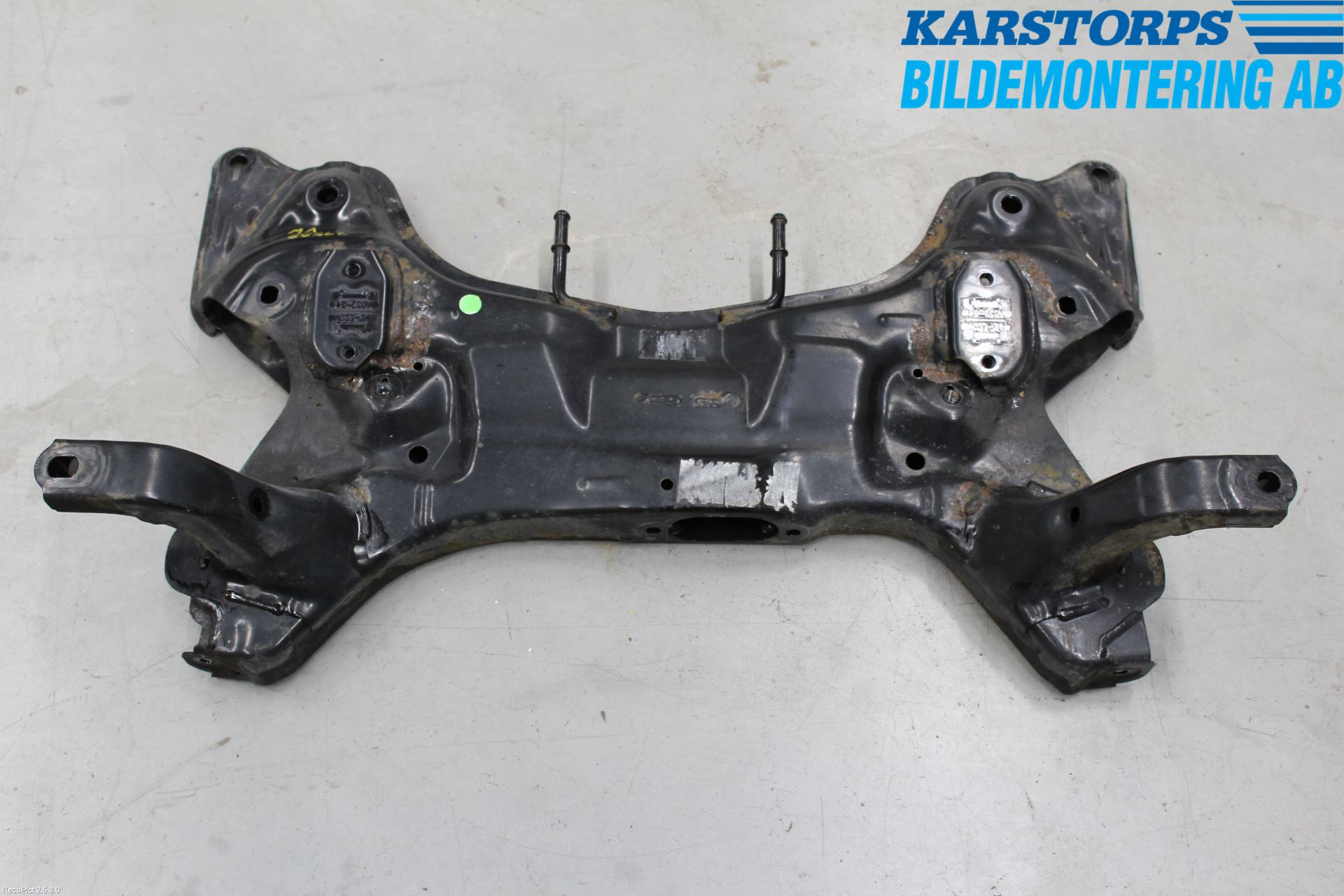 Hyundai i10 BA 14-16 Motorbjelke (Langs Gående )