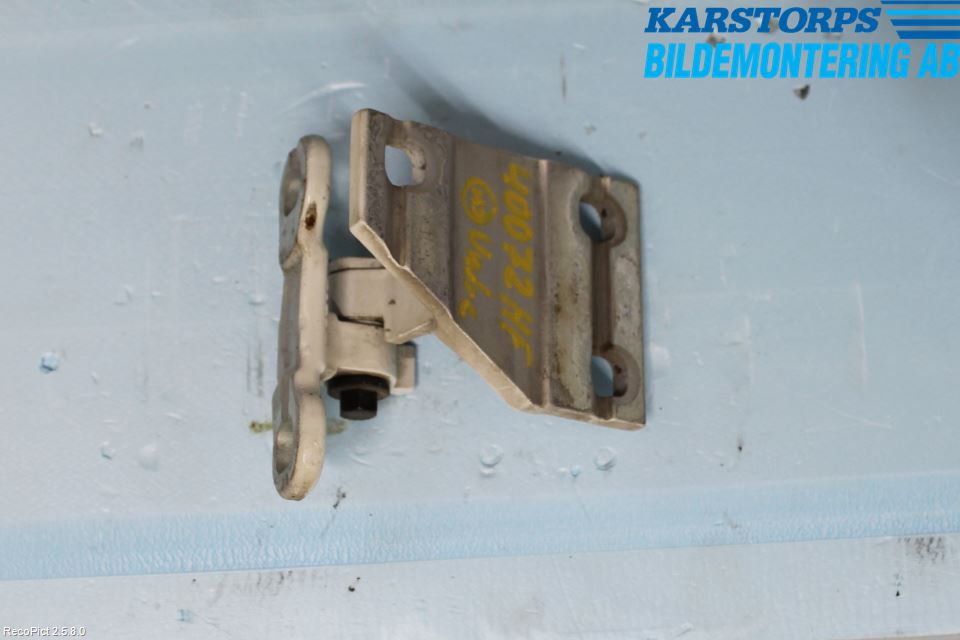 Volvo C30 07-10 Dørhengsel