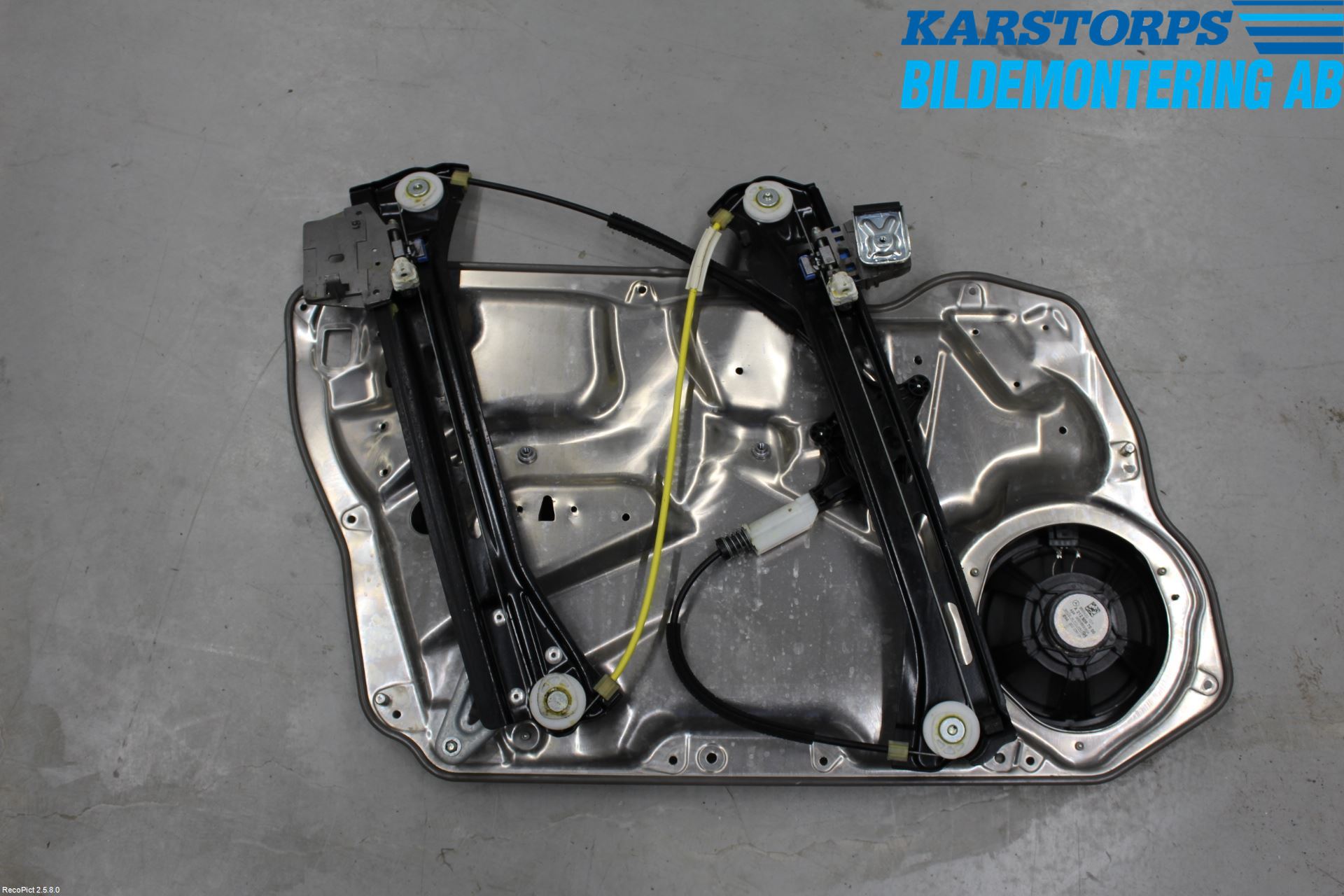 Mercedes-Benz MB CLS (C218/X218) 11-17 Vindusheis El Komp