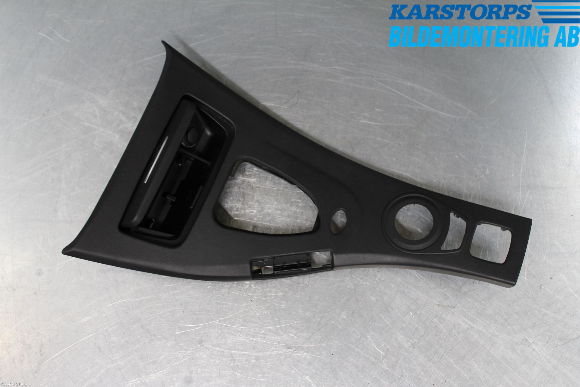 BMW 3 E92/93 Coupé/Cab 05-14 Innr Konsoll-Lomme