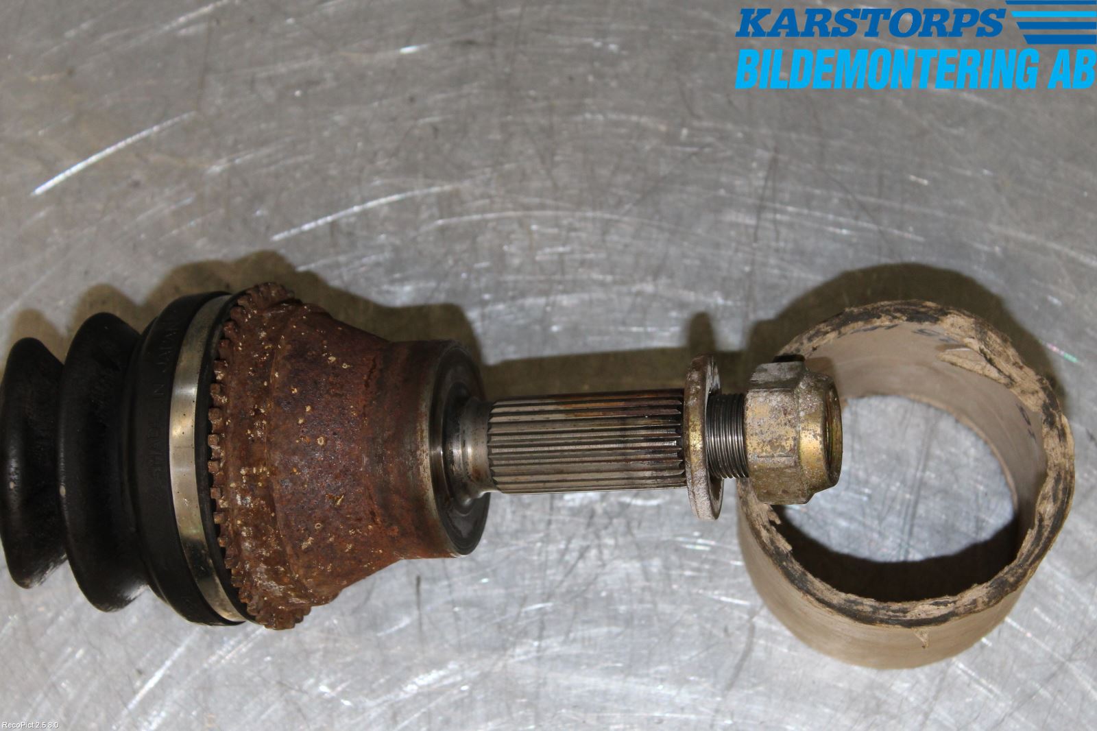 Mitsubishi OUTLANDER 01-07 Drivaksel Bak Kompl Venstre