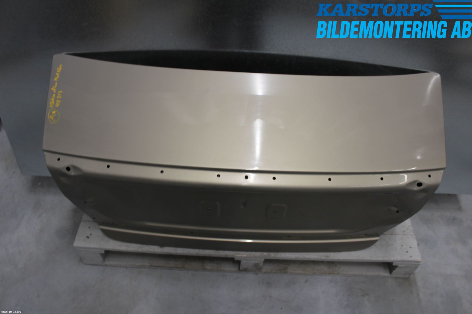 Volvo S60 01-04 Bakluke Koffertlokk