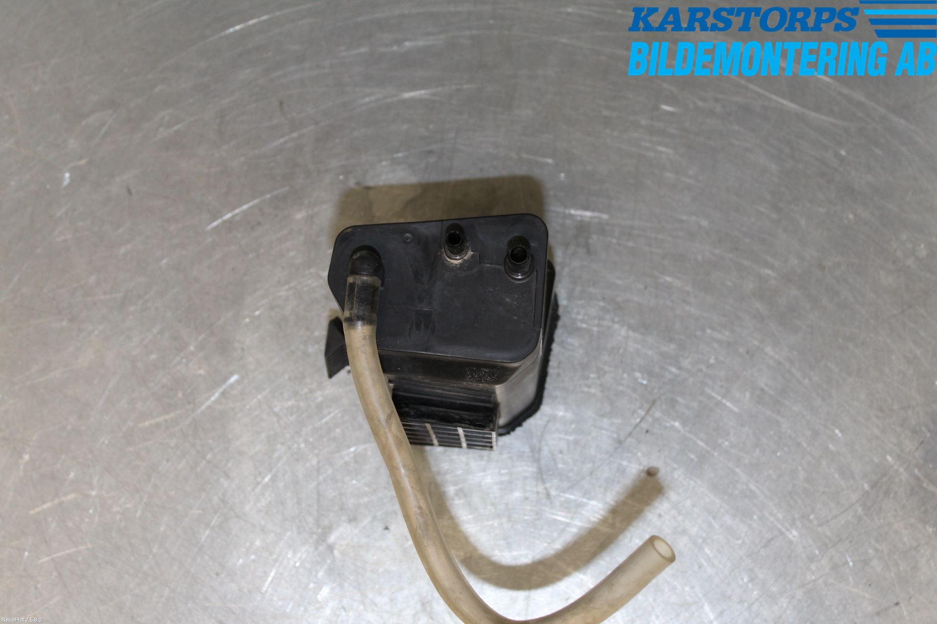 Renault CLIO III  09-12 Drivstoff Kolkanister