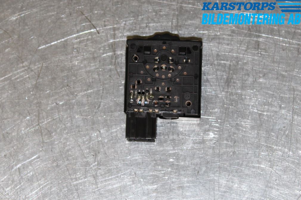 Renault CLIO III  09-12 Frontlykt Lysspredderreg