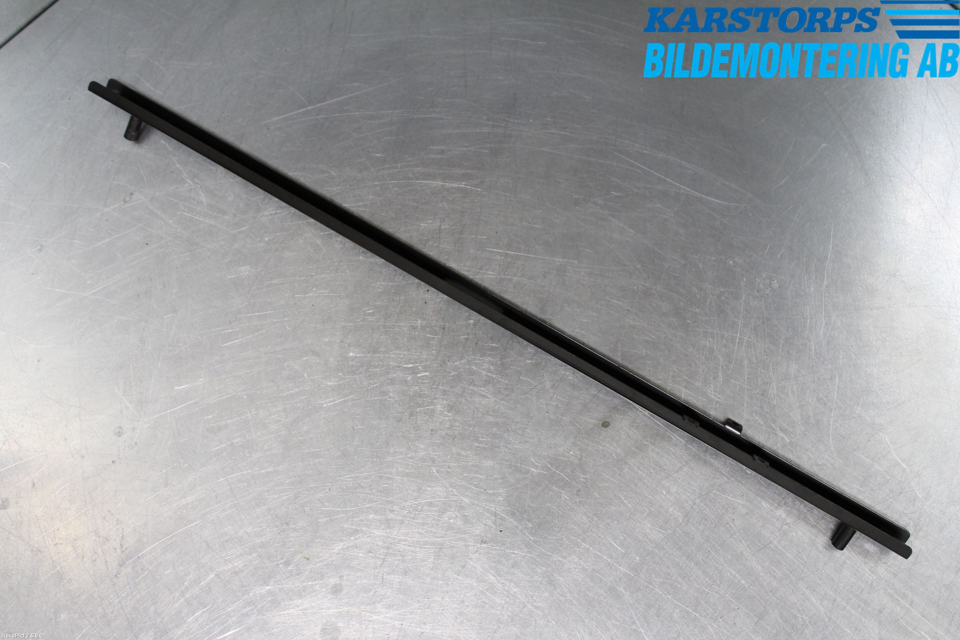 Landrover LAND ROVER RANGE ROVER EVOQUE (L538) 11-18 Radiator Feste - Ramme - Bjelk