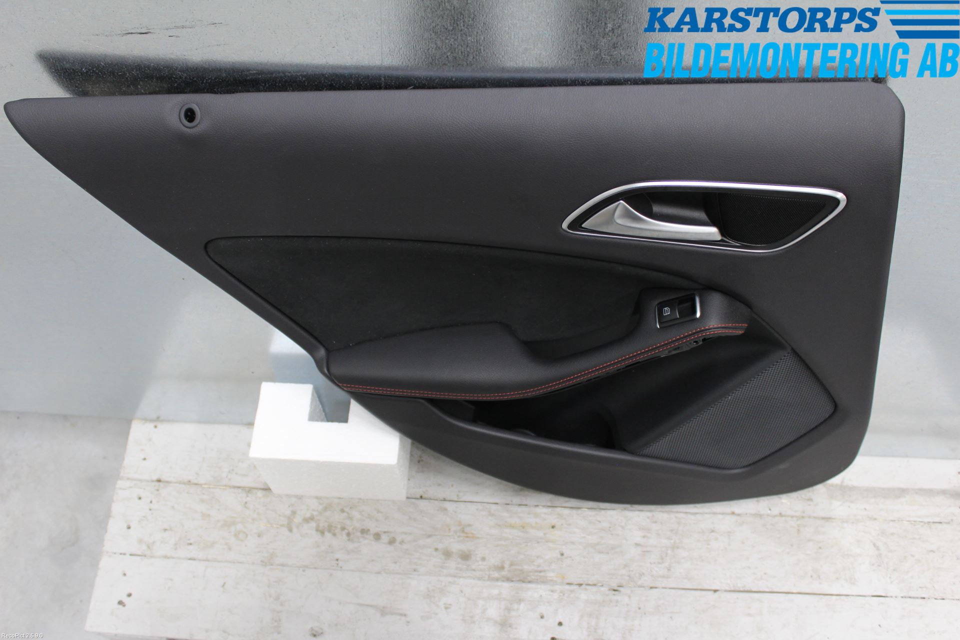 Mercedes-Benz MB GLA-KLASS (X156) 13-20 Innr Dørtrekk Venstre