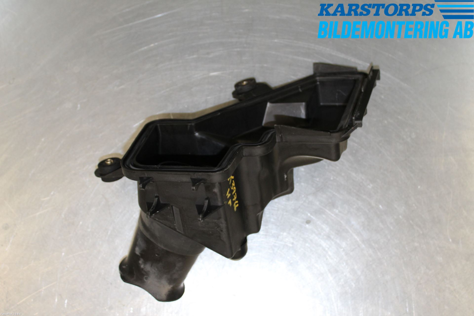 BMW 7 E65/66    00-08 Luftfilter Boks