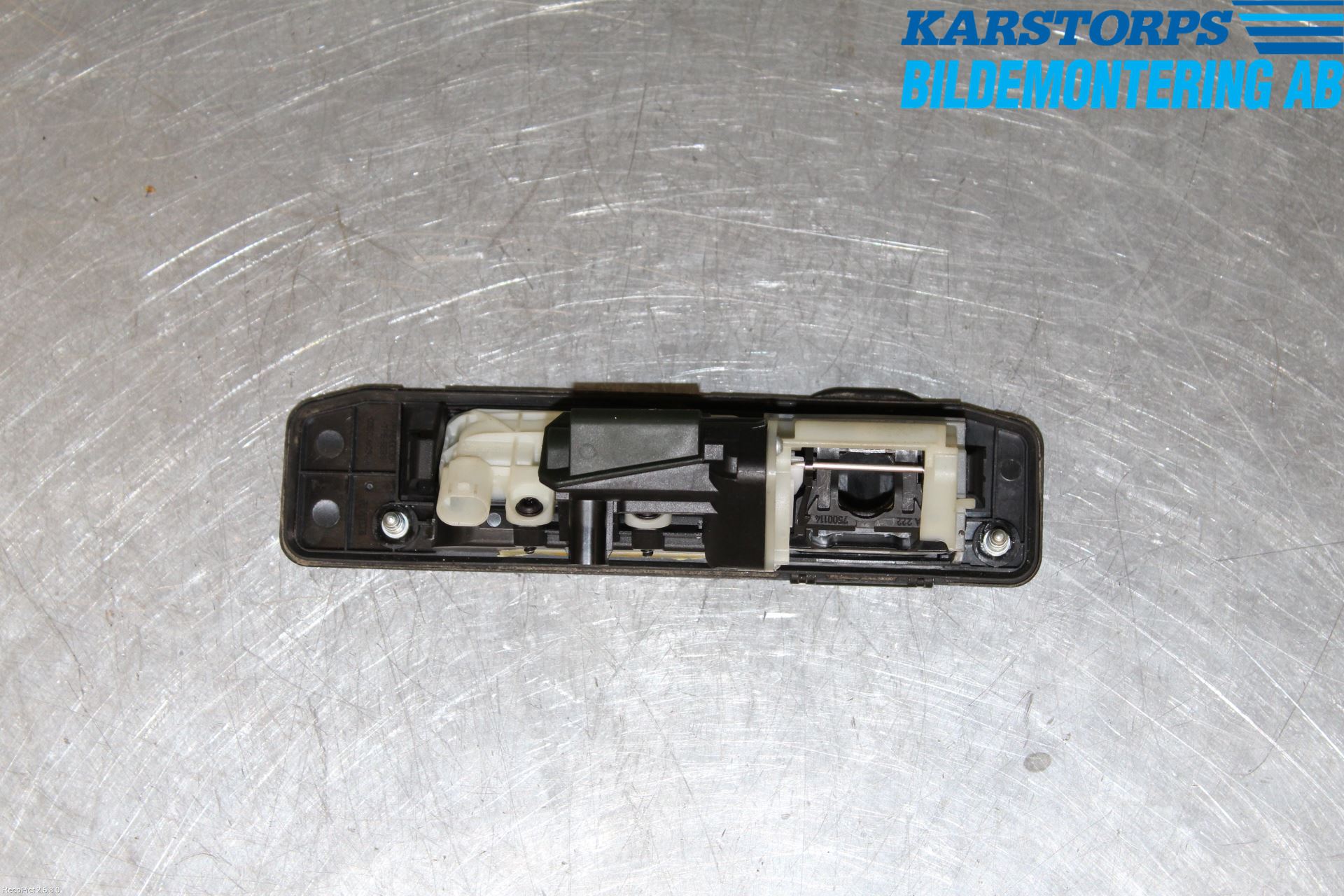 Mercedes-Benz MB GLA-KLASS (X156) 13-20 Bakluke Handtak Ytre