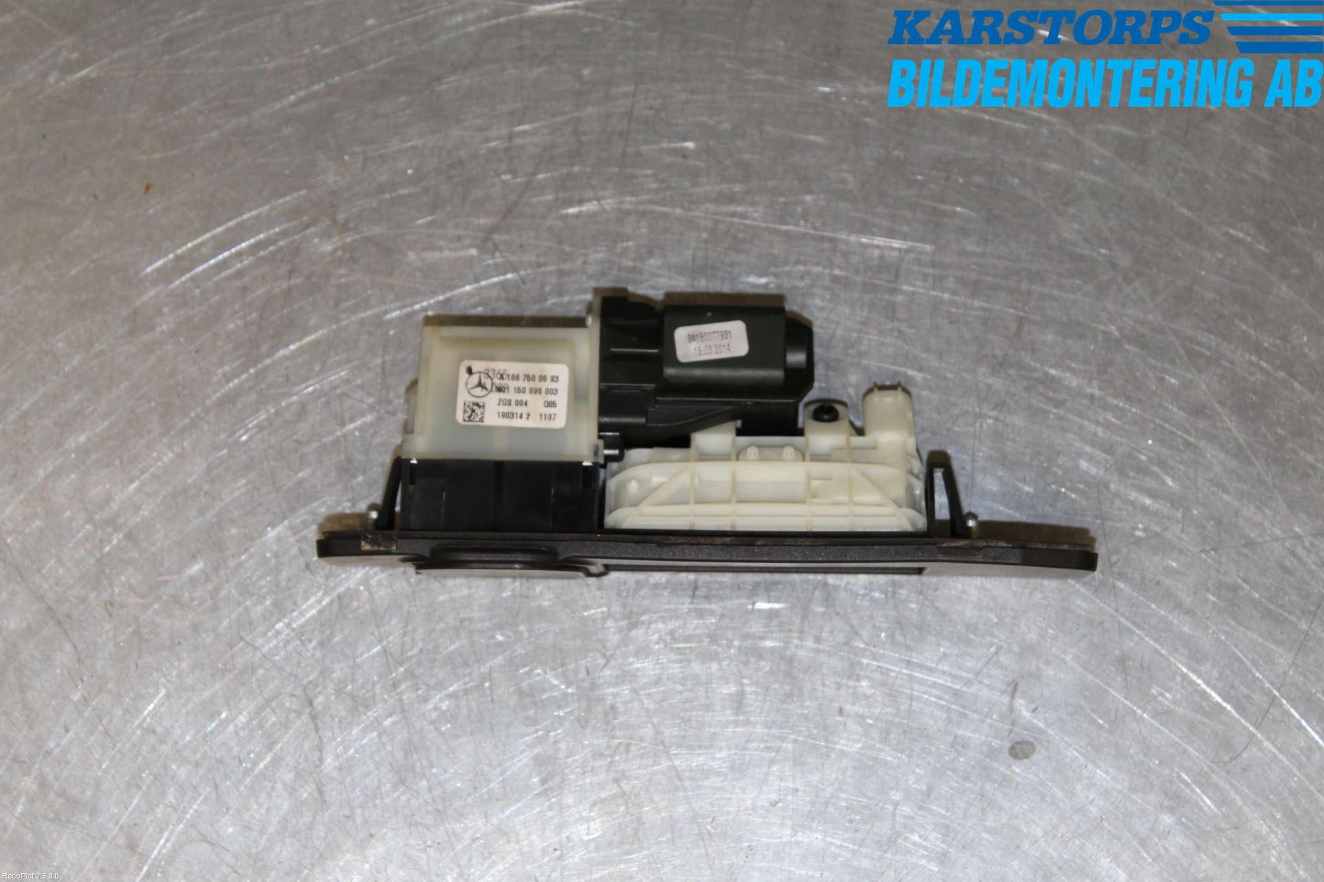 Mercedes-Benz MB GLA-KLASS (X156) 13-20 Bakluke Handtak Ytre