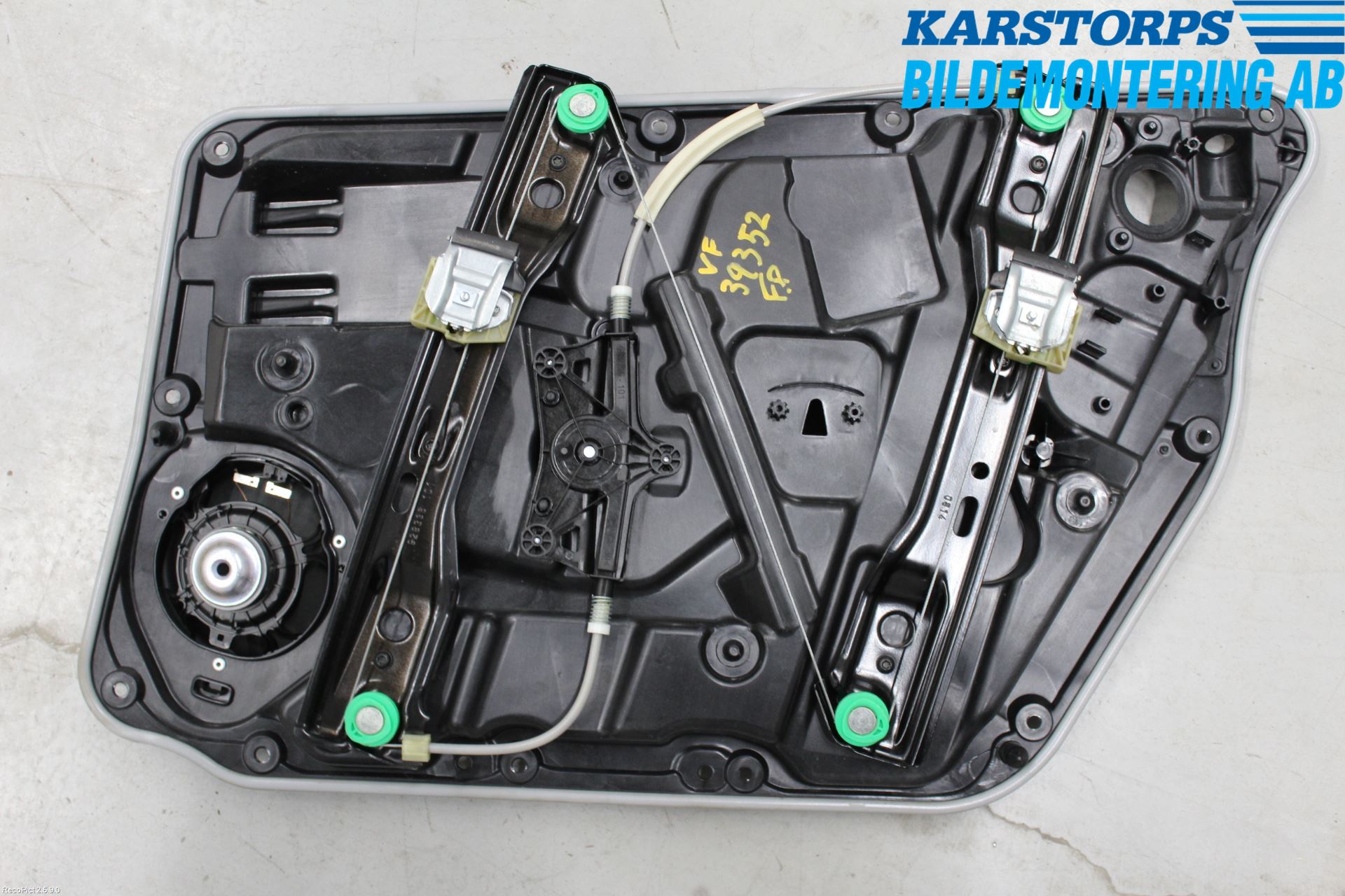 Mercedes-Benz MB GLA-KLASS (X156) 13-20 Vindusheis El Komp
