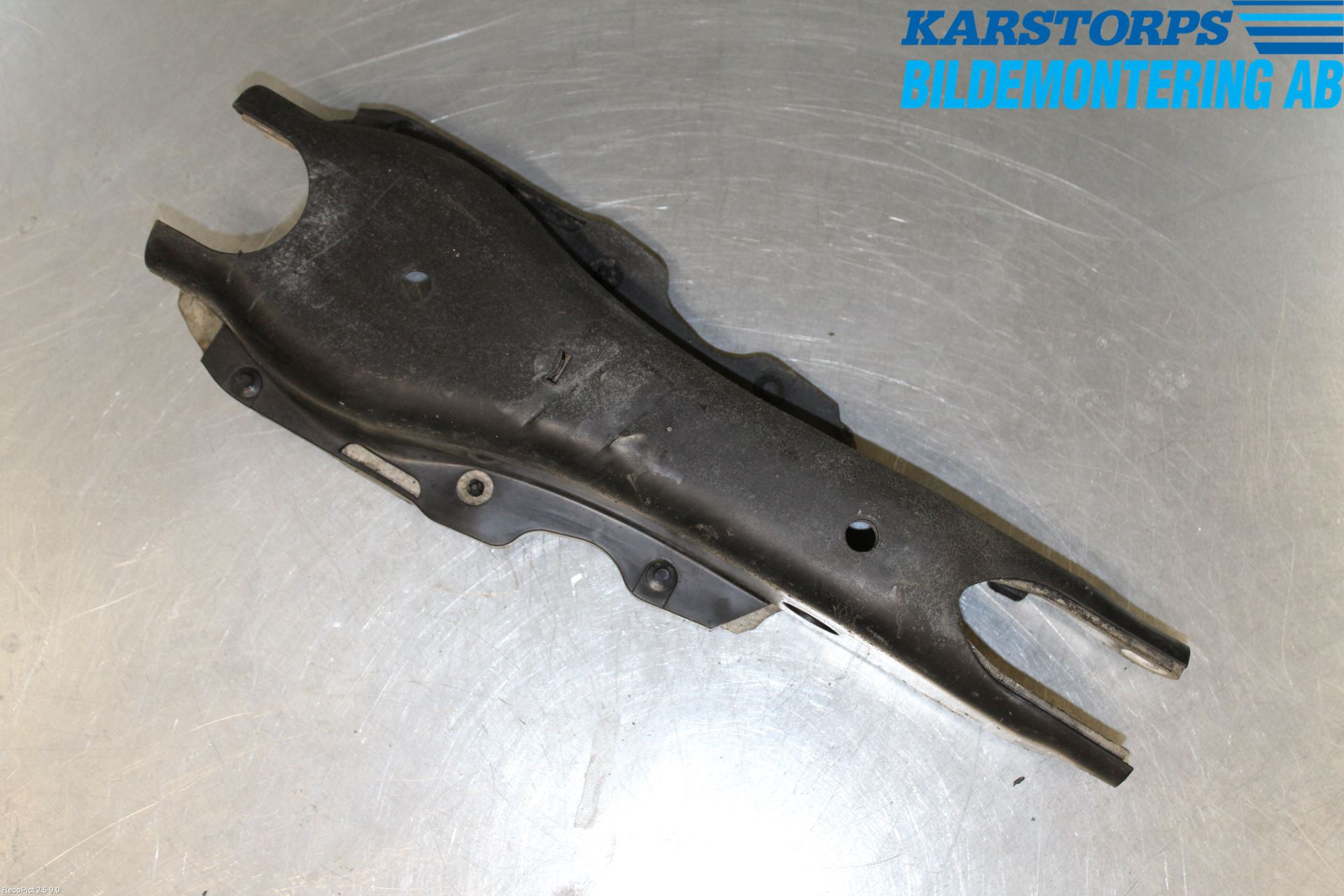 Mercedes-Benz MB S-KLASS (W220)  99-05 Bærearm Bak Venstre