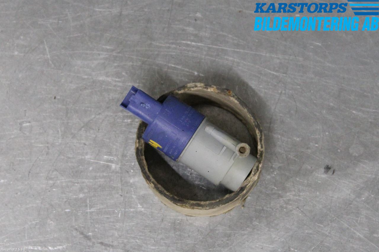Peugeot PARTNER   03-08 Spylerpumpe Frontrute