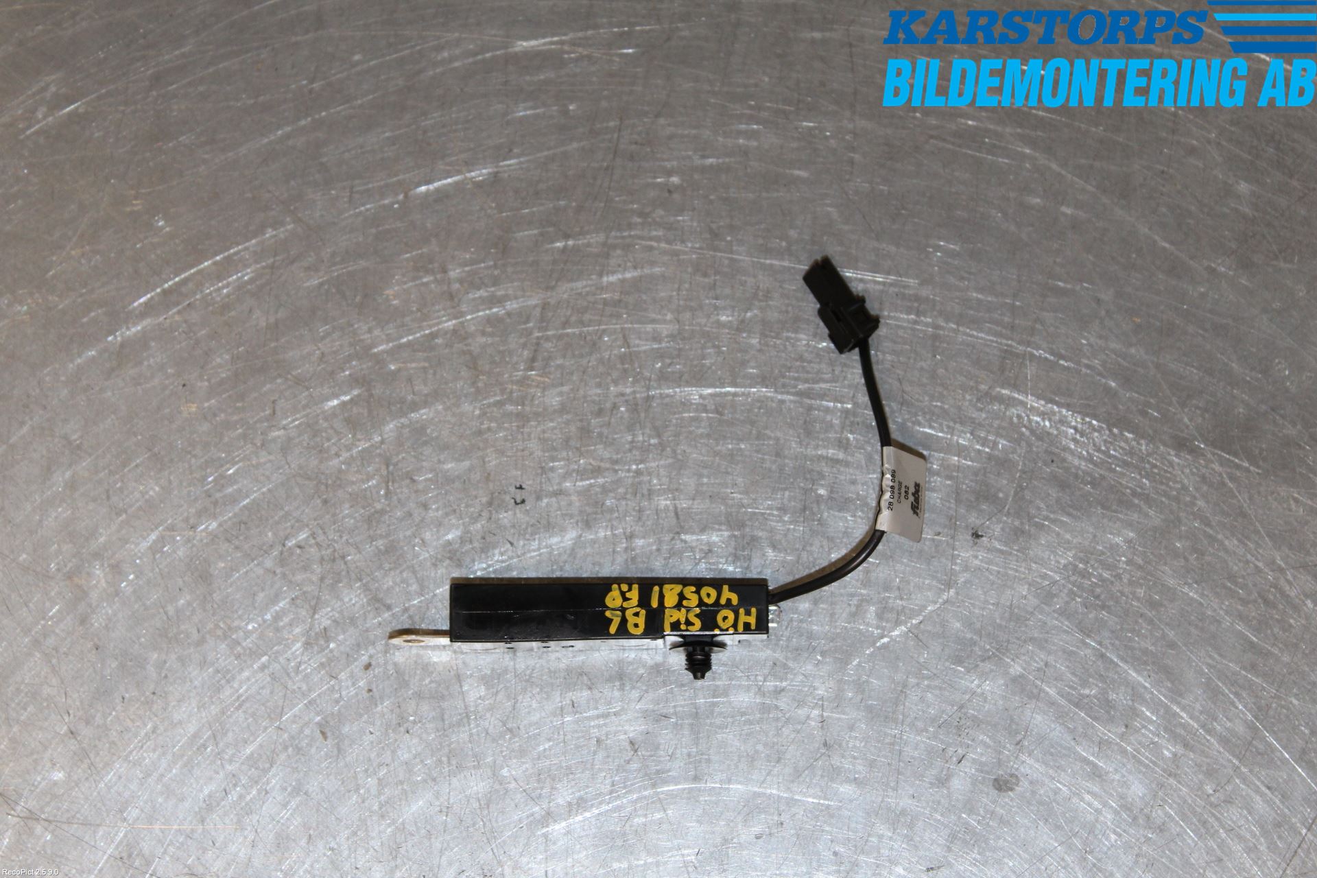 Mercedes-Benz MB E-KLASS (W212) 09-16 Stereo Antenneforsterker