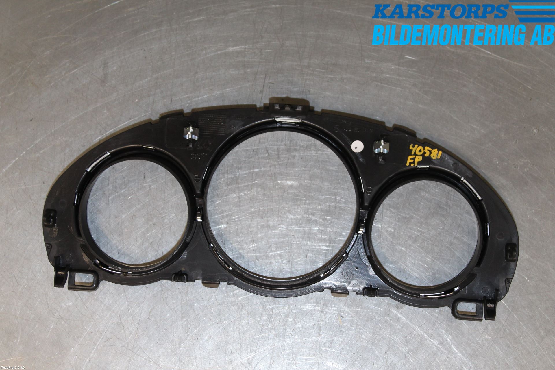 Mercedes-Benz MB E-KLASS (W212) 09-16 Instrument Ramme