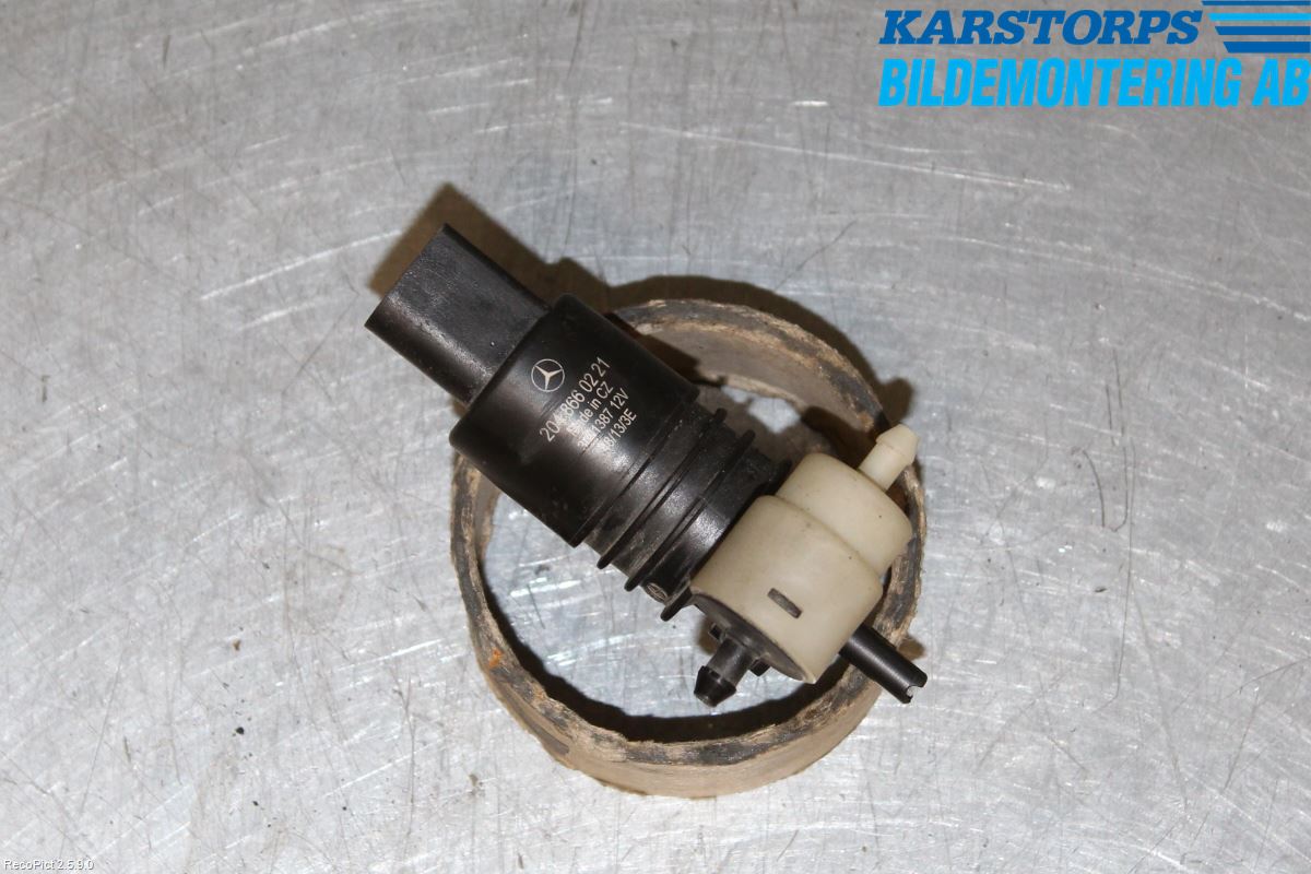 Mercedes-Benz MB E-KLASS (W212) 09-16 Spylerpumpe Frontrute