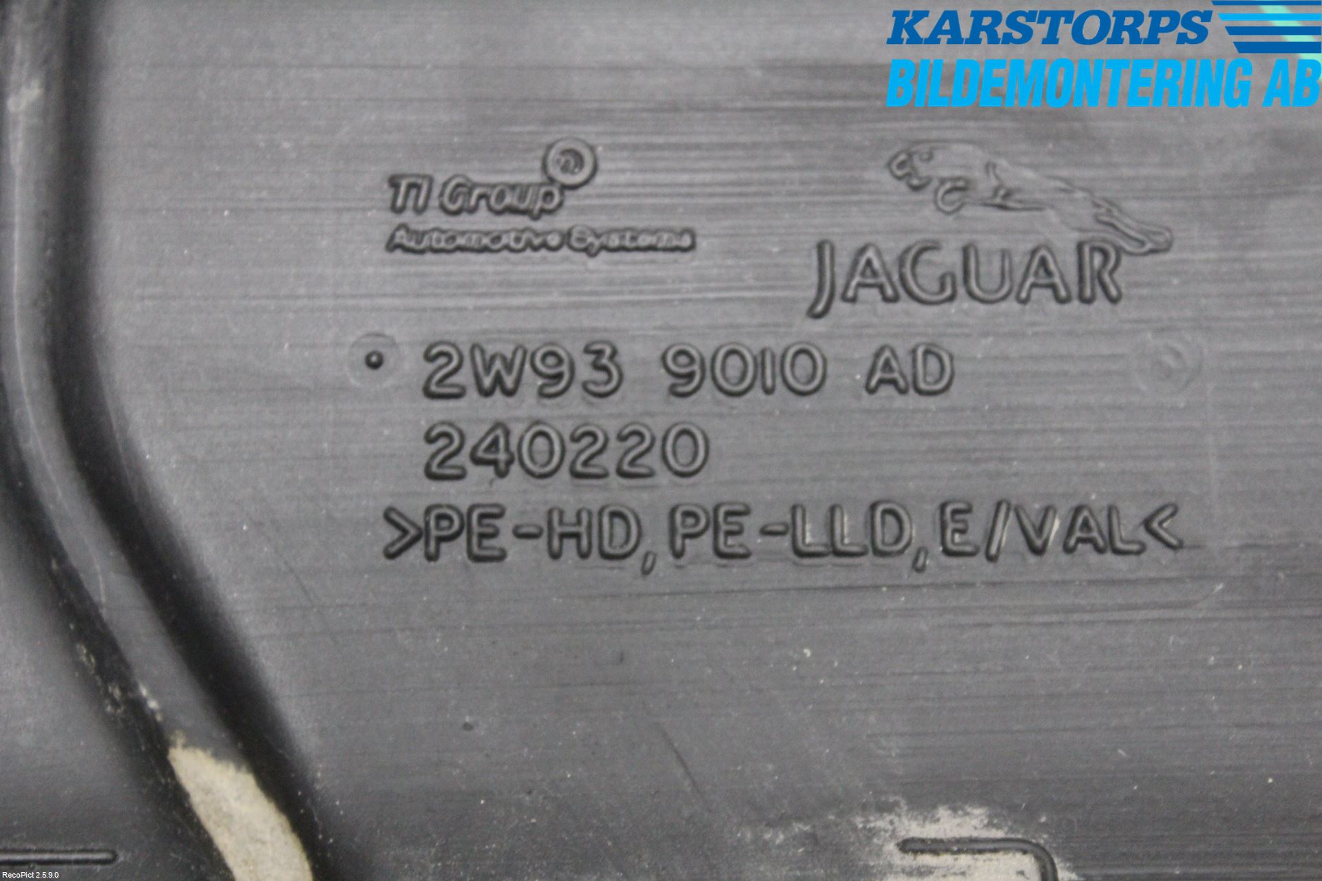Jaguar XJ X350        03-09 Drivstofftank Innsprøytning