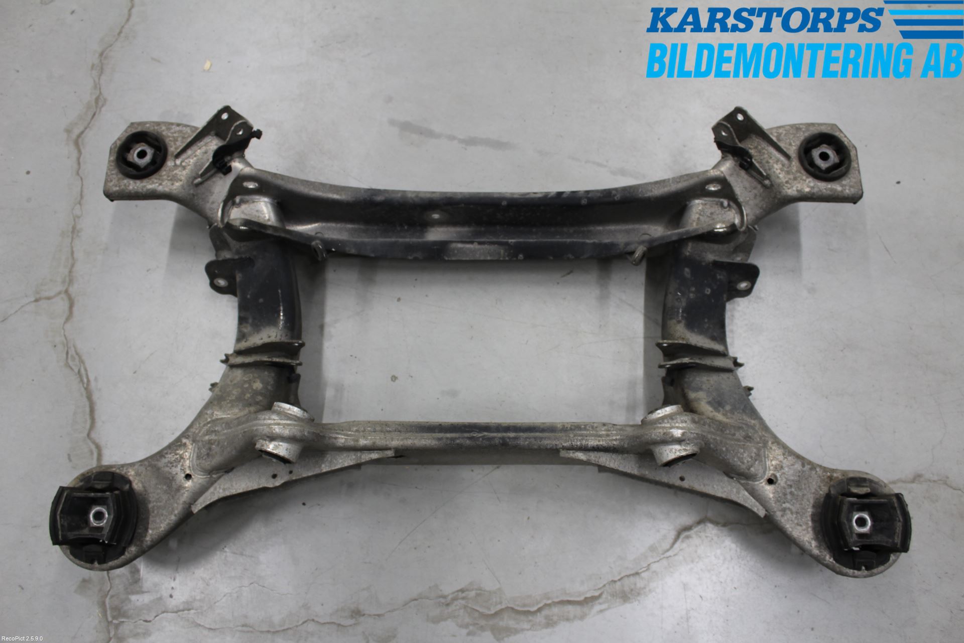 Mercedes-Benz MB S-KLASS (W220)  99-05 Bakaksel Feste Travers-Ramme