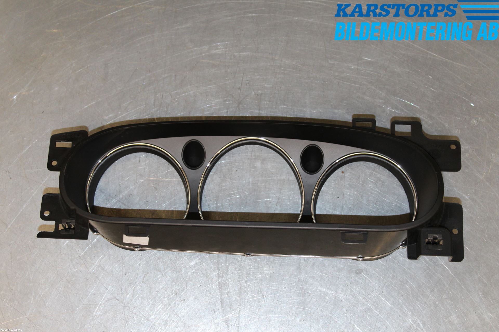 Jaguar XJ X350        03-09 Instrument Ramme