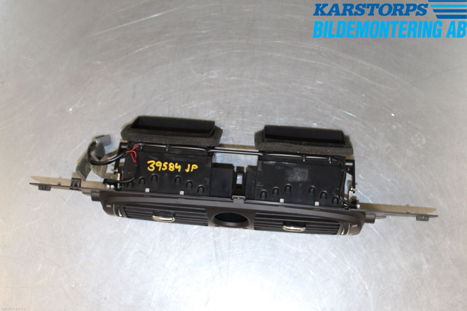 Jaguar XJ X350        03-09 Dashbord Kanal - Dyse