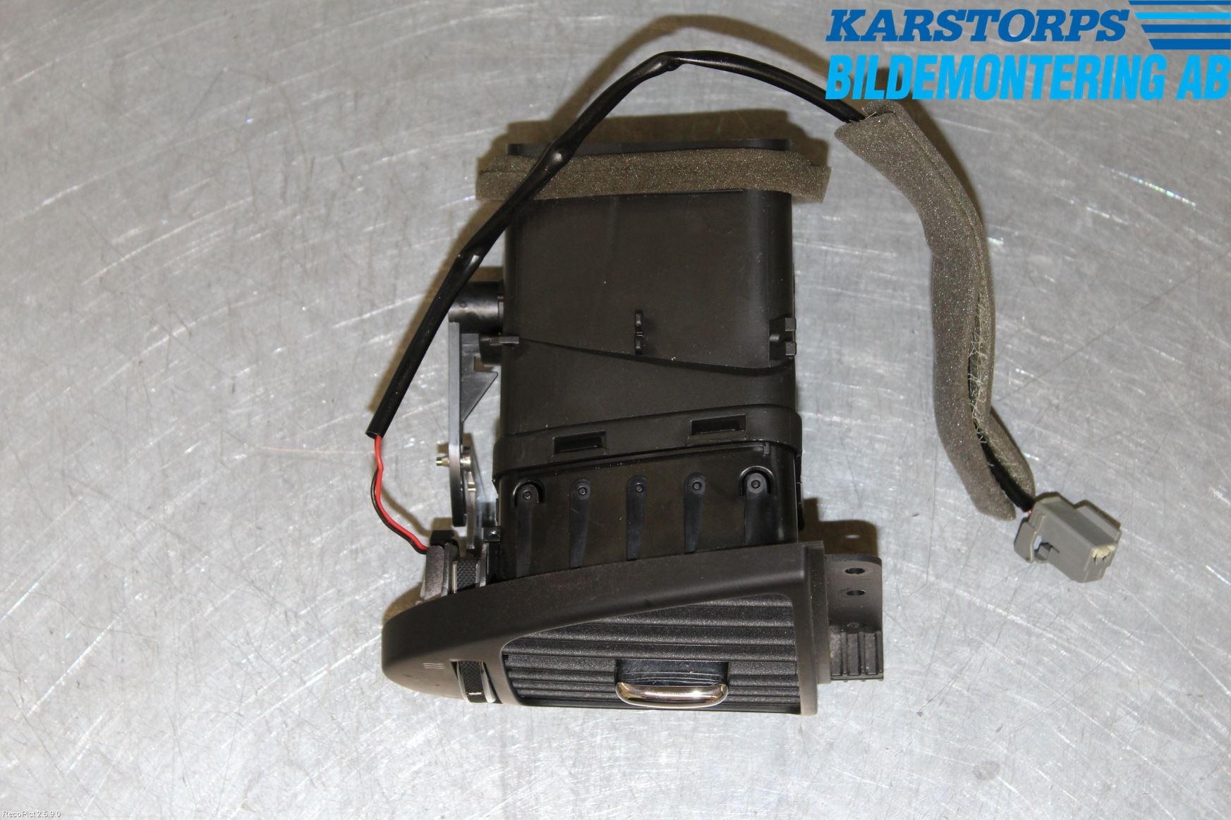 Jaguar XJ X350        03-09 Dashbord Kanal - Dyse