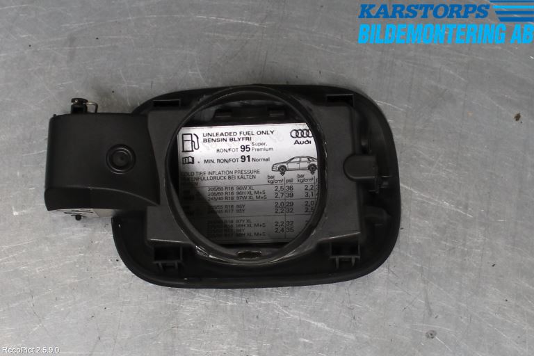 Audi A6/S6     05-11 Drivstoff Tankluke