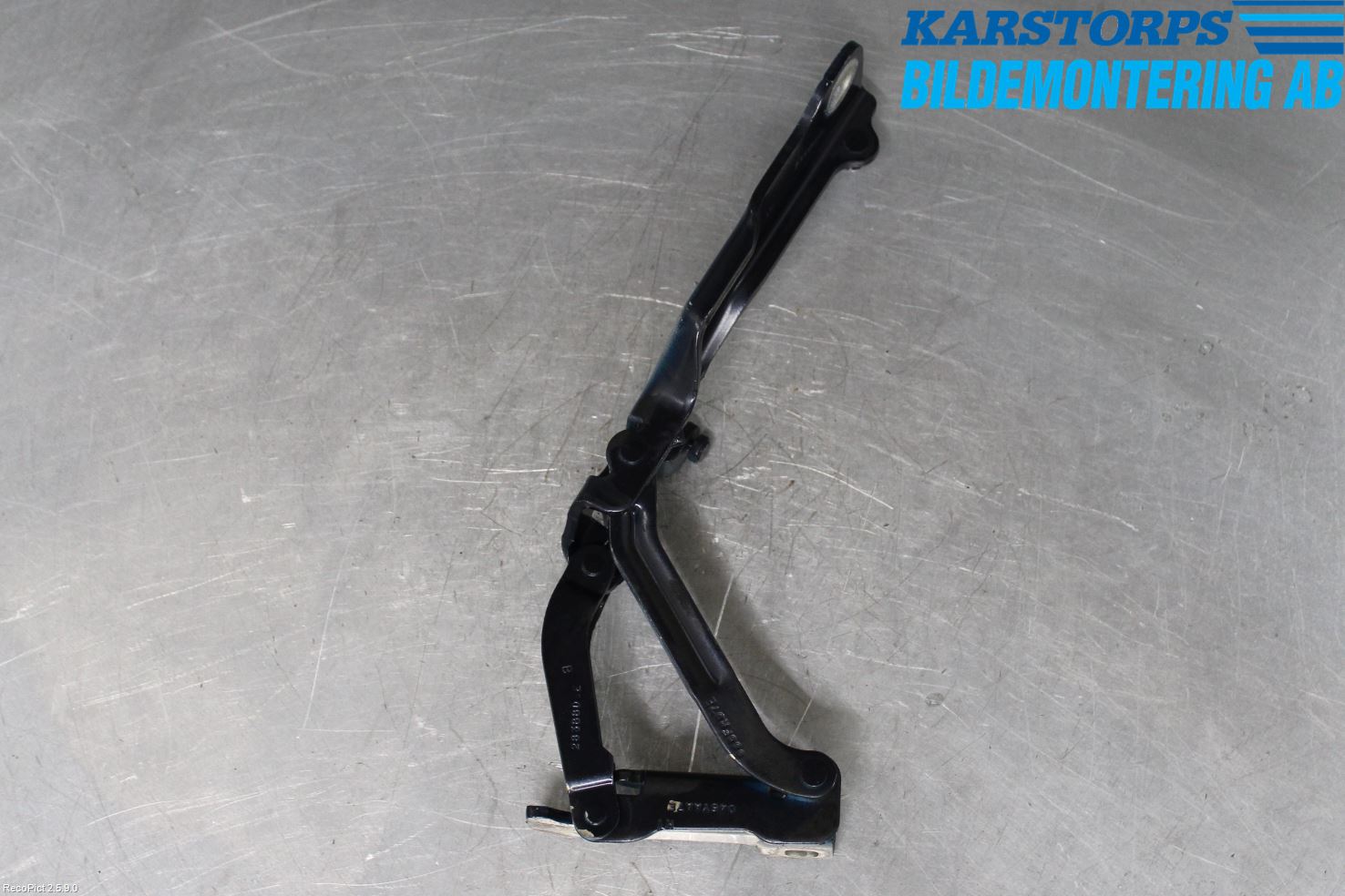 Jaguar XJ X350        03-09 Panser Hengsel - Hengsler