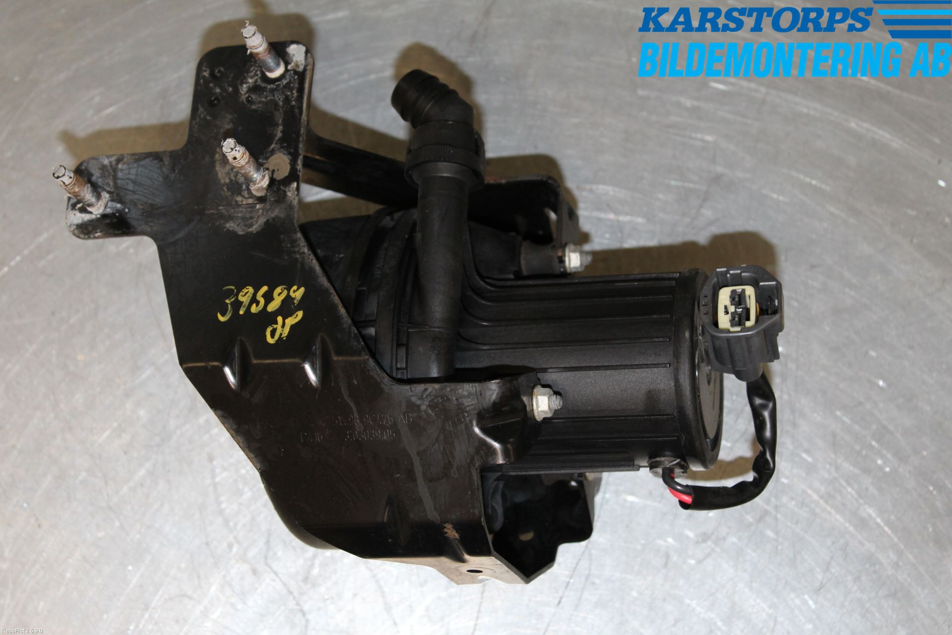 Jaguar XJ X350        03-09 Luftpumpe - Eksosrensing