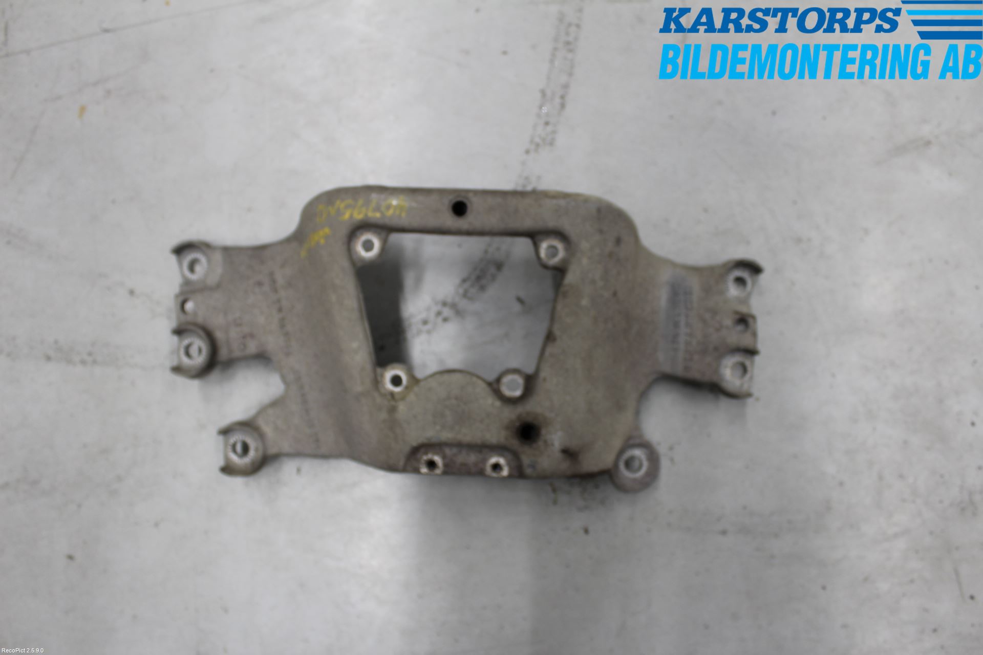 Audi A6/S6     05-11 Gearkasse Bjelke - Travers