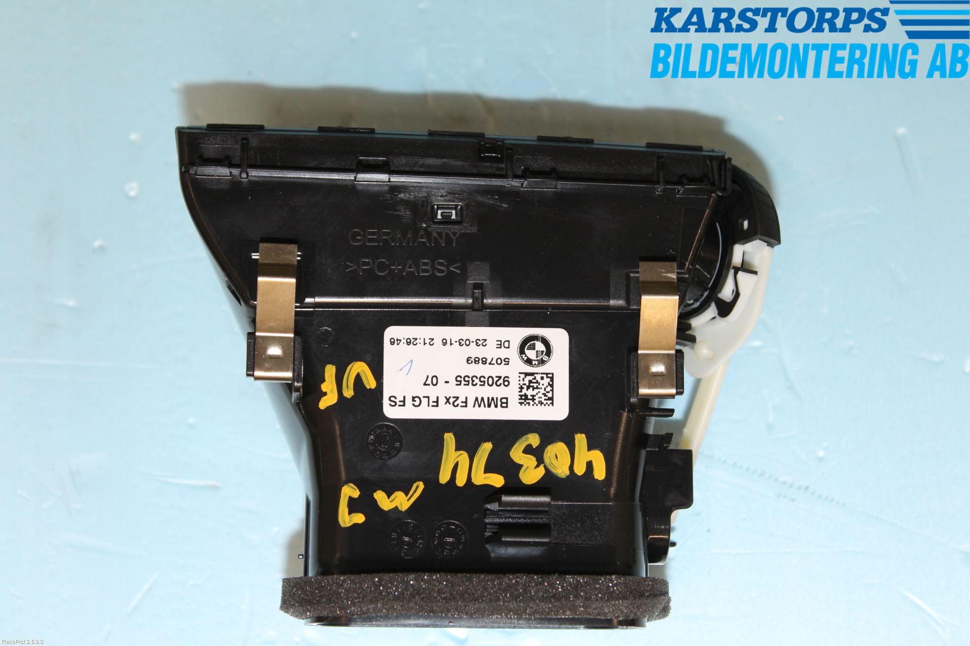 BMW 1 F20/F21 11-19 Dashbord Kanal - Dyse