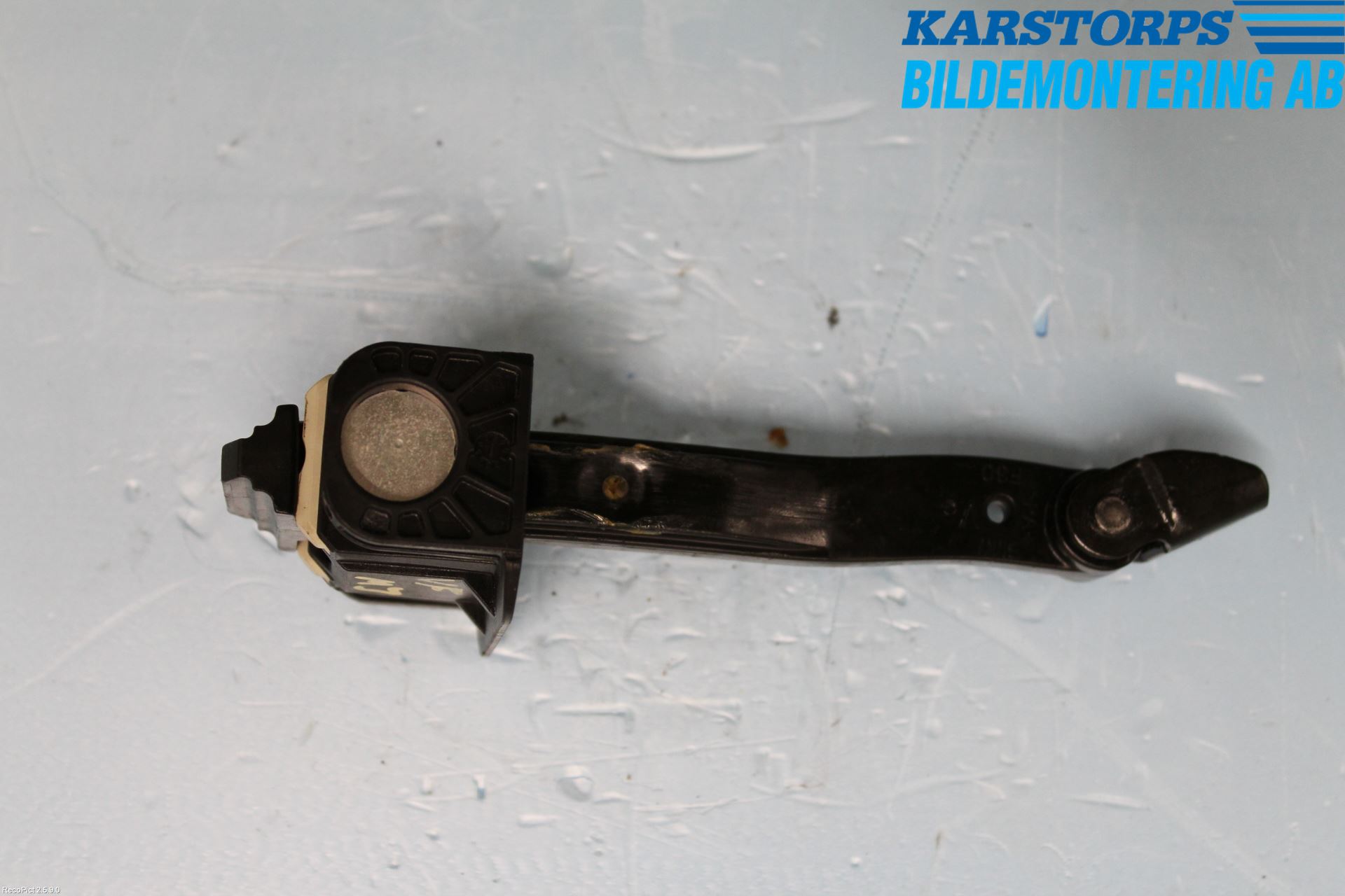 BMW 3 F30/F31/F80 12-19 Dørstopper