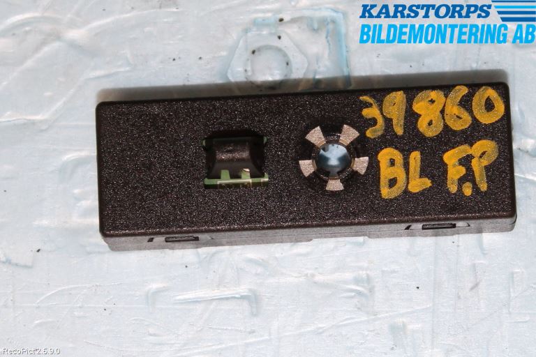 Volvo V60 11-13 Stereo Antenneforsterker