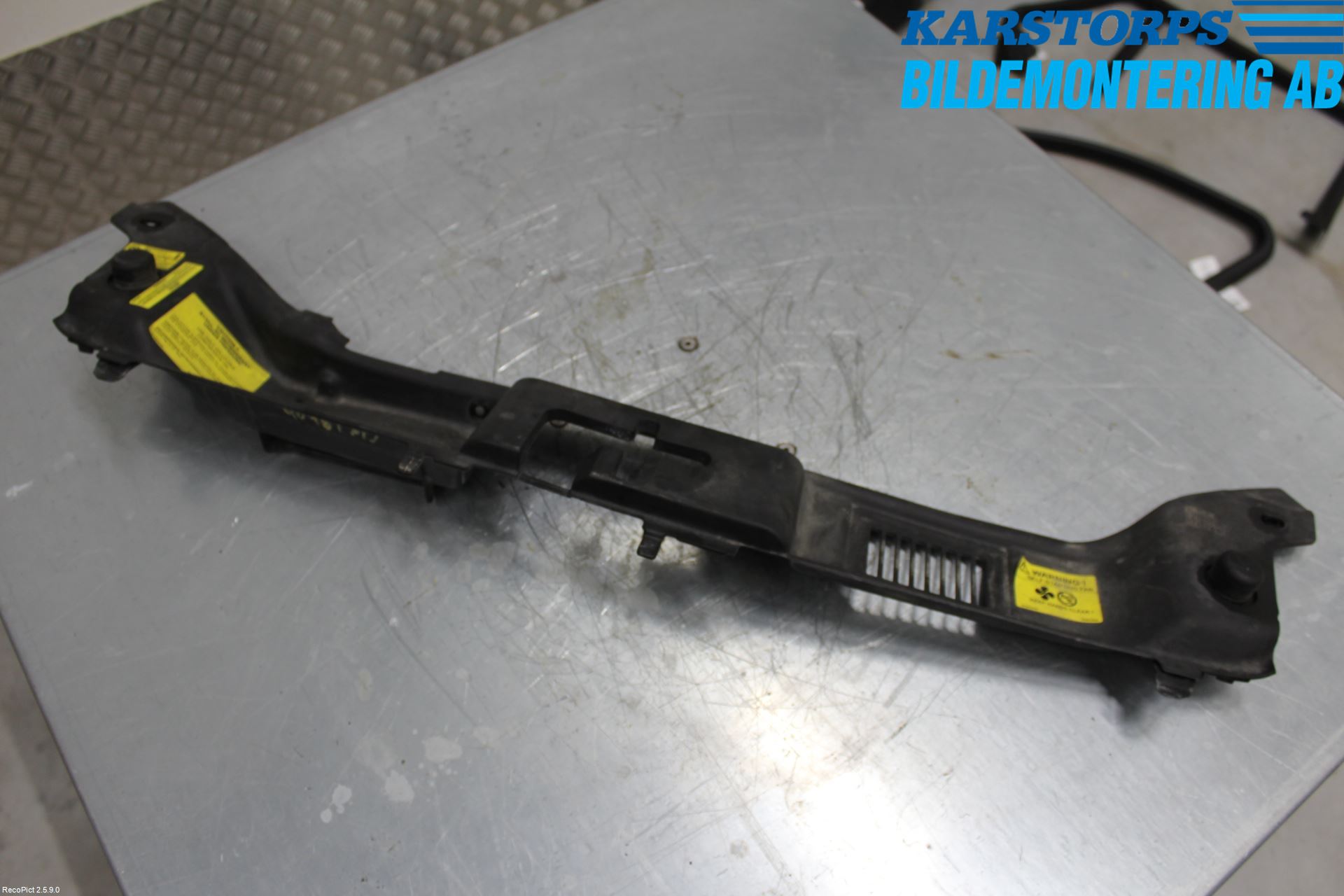 Volvo V50 04-07 Tackplast Front