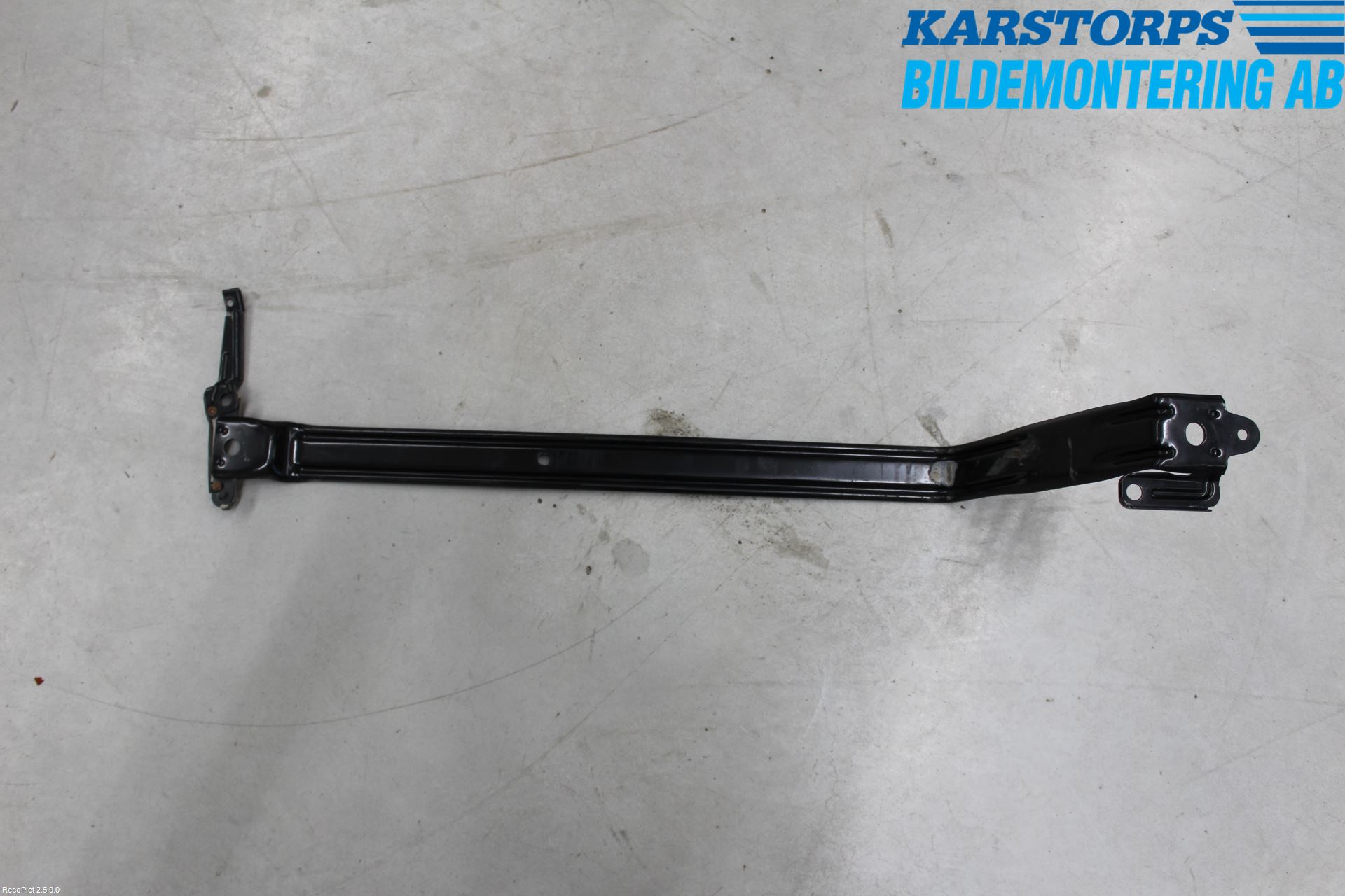 Volvo XC90 07-14 Drivstofftank Bånd-Feste