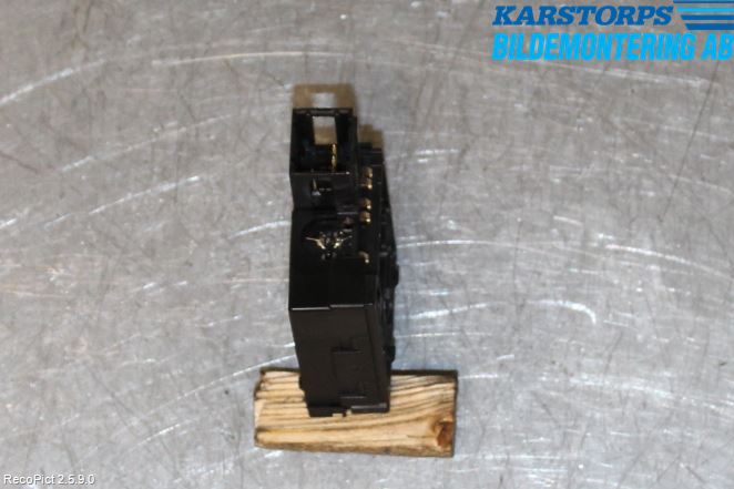 Renault CLIO III  09-12 Frontlykt Lysspredderreg