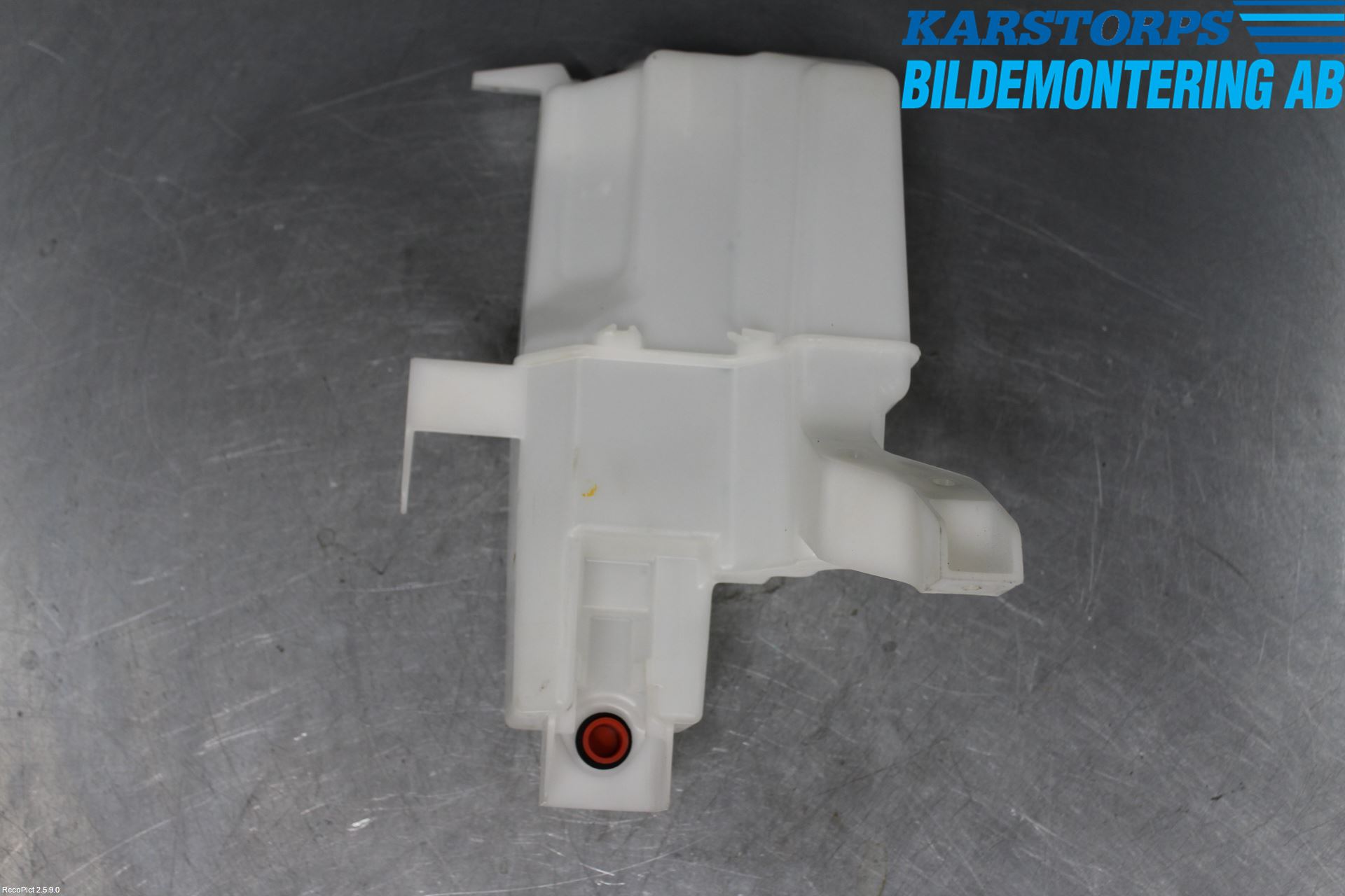 Nissan NV200/NV200 COMBI Spylerbeholder Frontrute