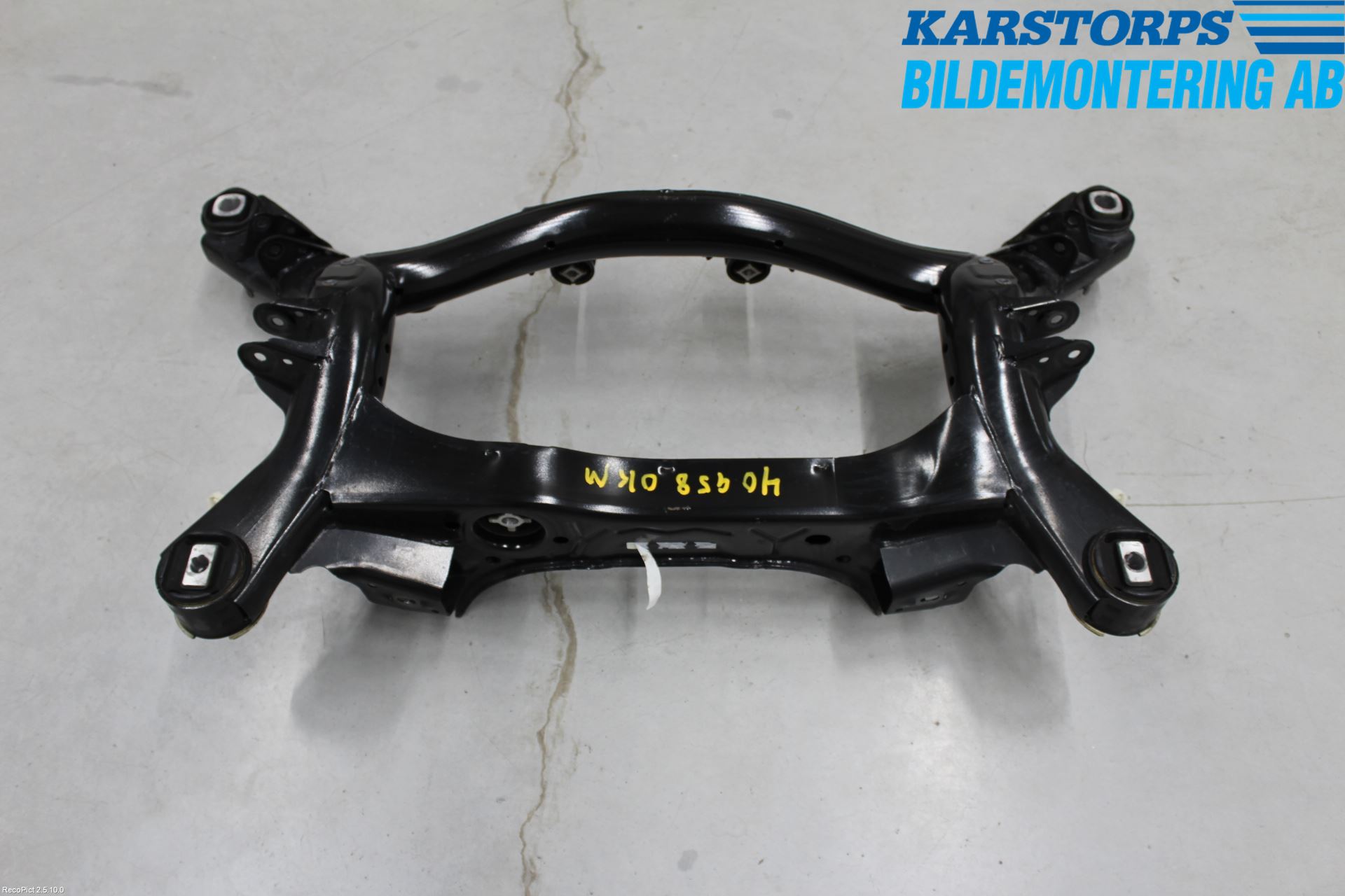BMW 3 F30/F31/F80 12-19 Bakaksel Feste Travers-Ramme