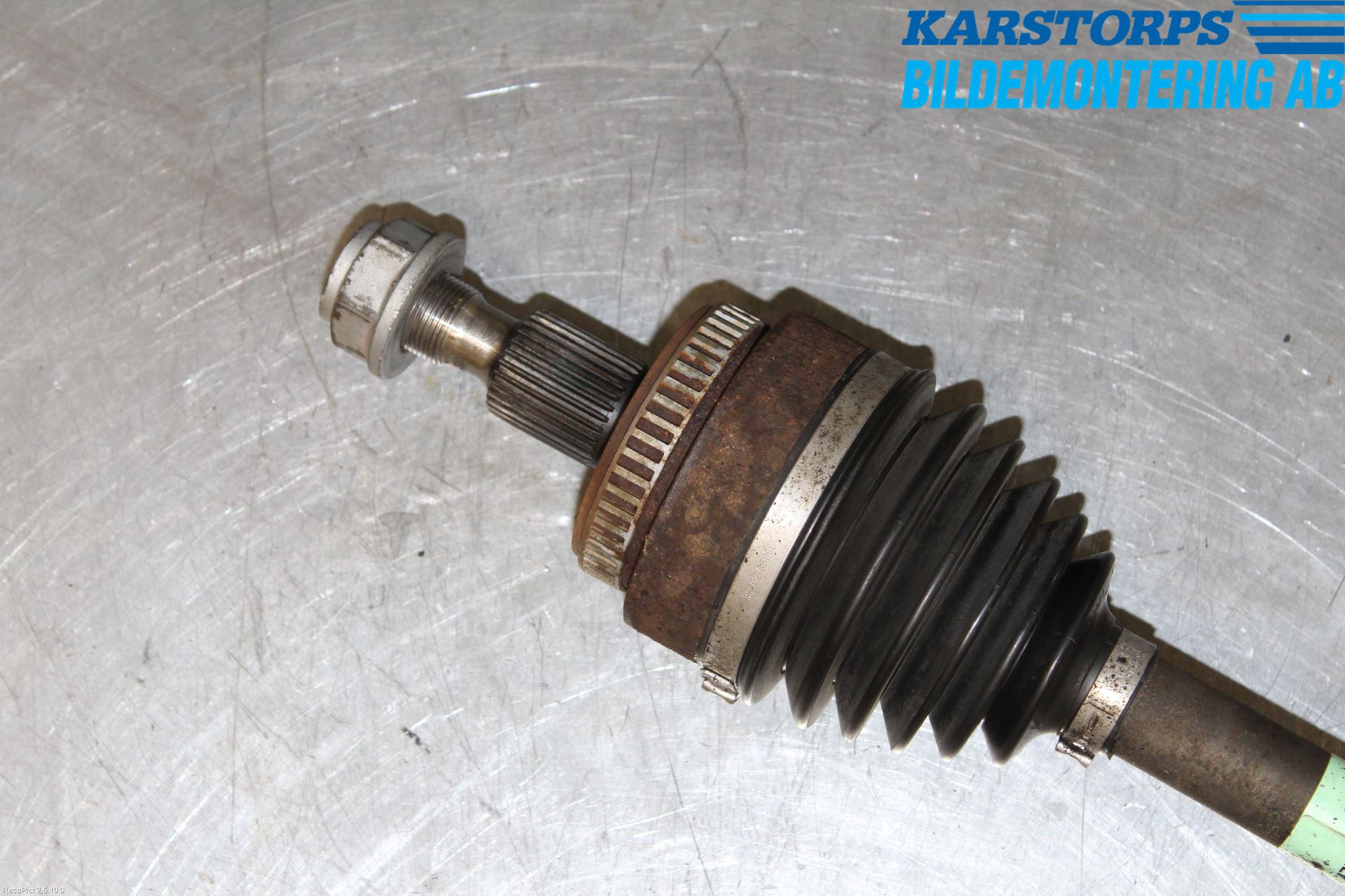 Mercedes-Benz MB ML (W163) 97-05 Drivaksel Foran Kompl Venstre