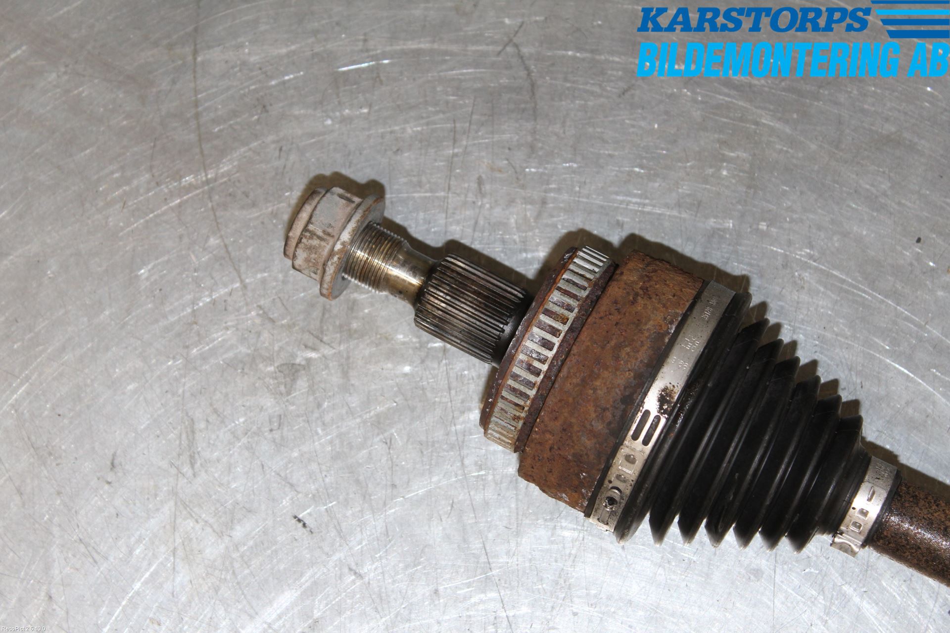 Mercedes-Benz MB ML (W163) 97-05 Drivaksel Bak Kompl Venstre