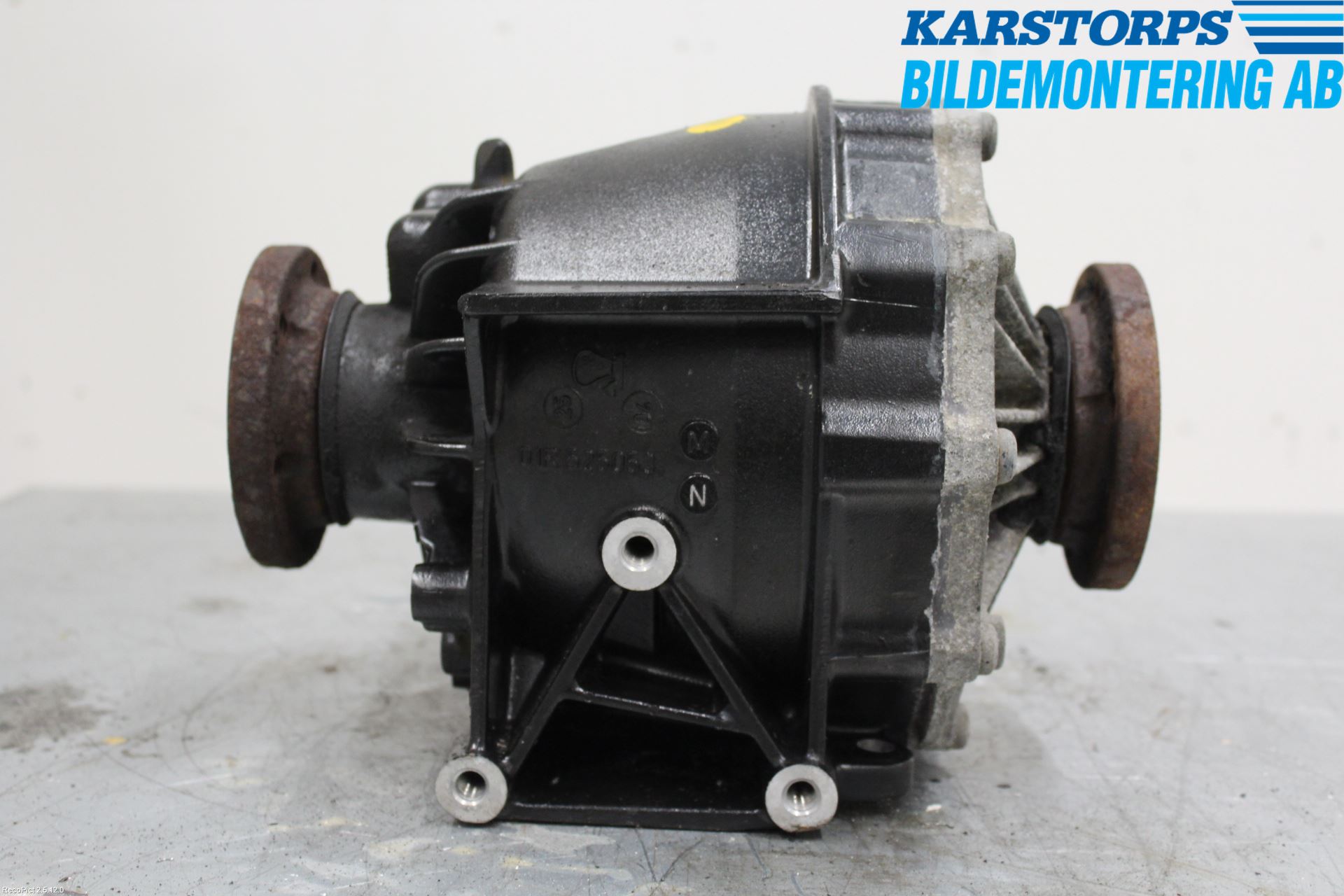Audi A4/S4 05-07 Bakaksel Kardang Bak -Diff