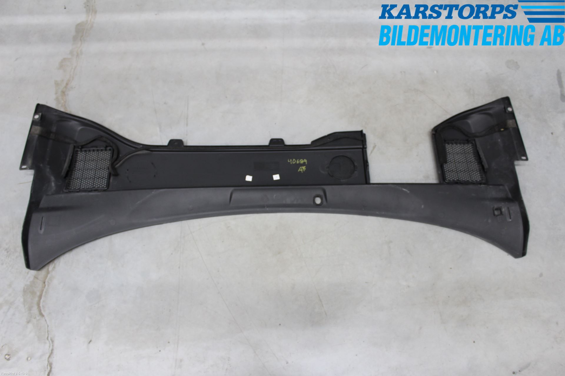 Volvo V70 14-16 Visker Deksel-Grill-Under Frr