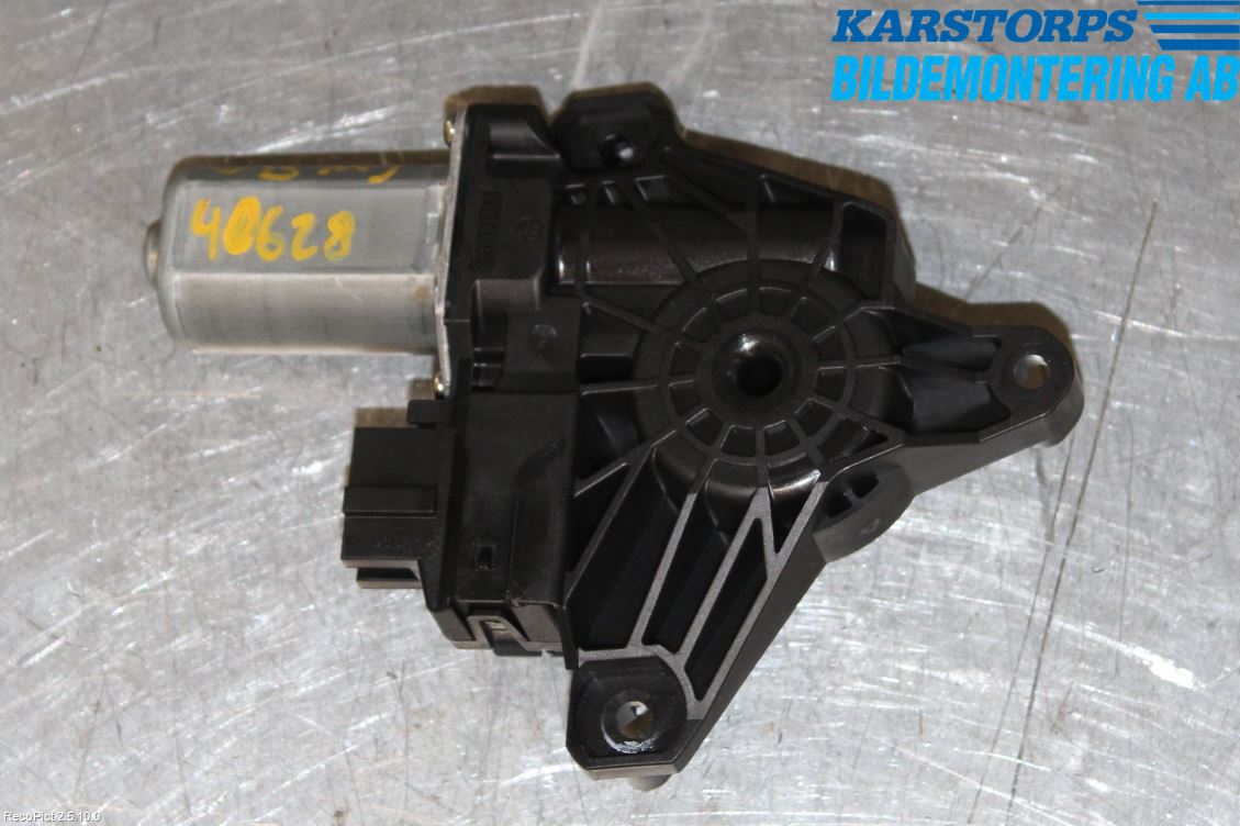 Mercedes-Benz MB C-KLASS (W205) 14-21 Vindusheismotor