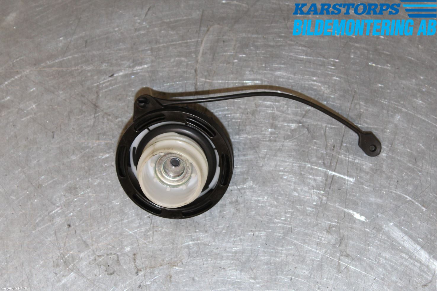 Kia RIO 12-16 Drivstoff Tanklokk