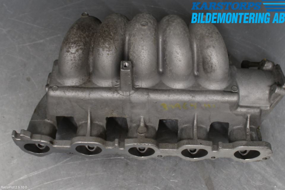 Volvo V70 05-08 Innsugningsmanifold